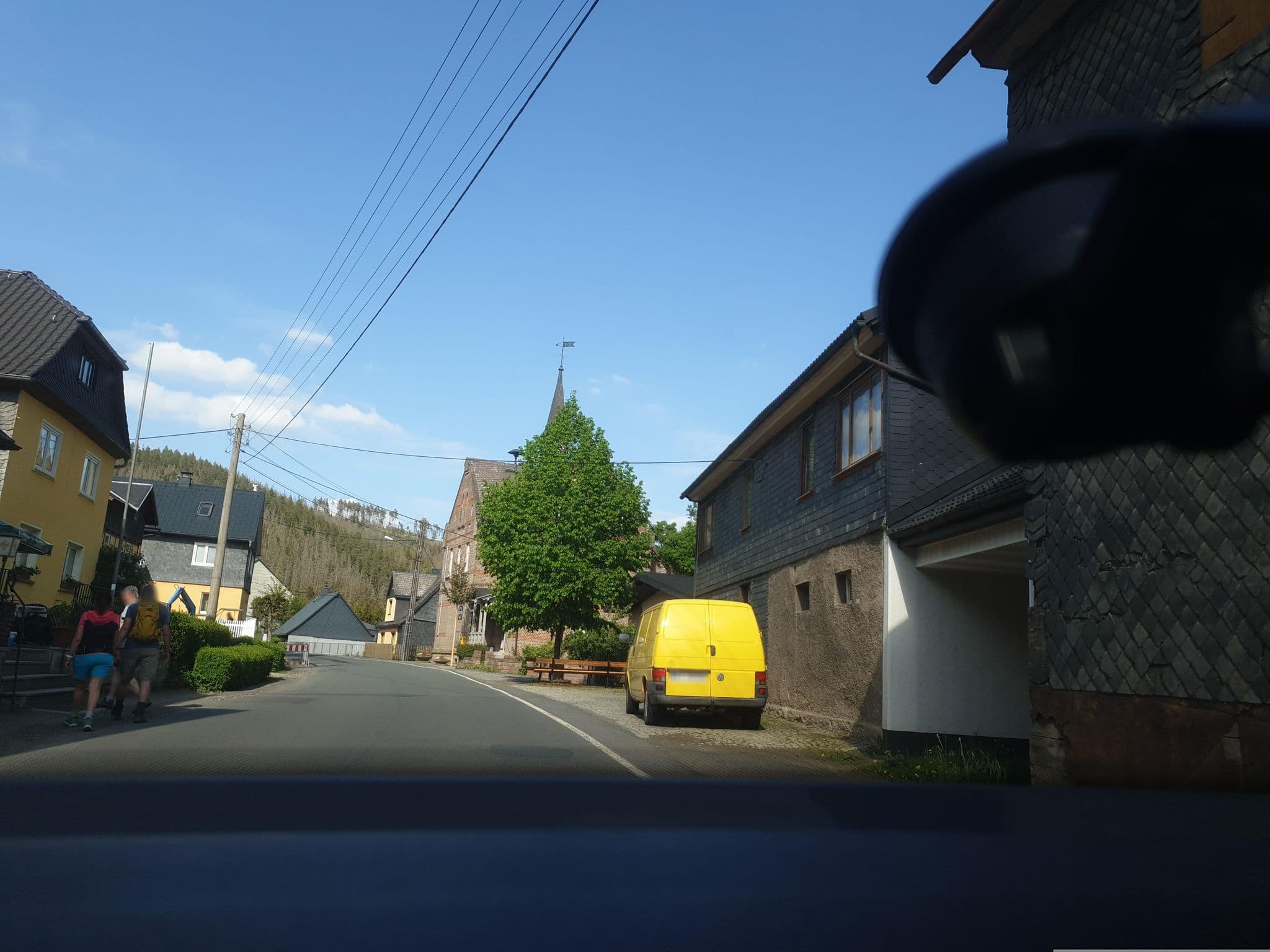 Street view near Hotel-Gasthaus „Steiger“, Schmiedefeld — © HALBNICE (CC BY-SA · Mapillary)