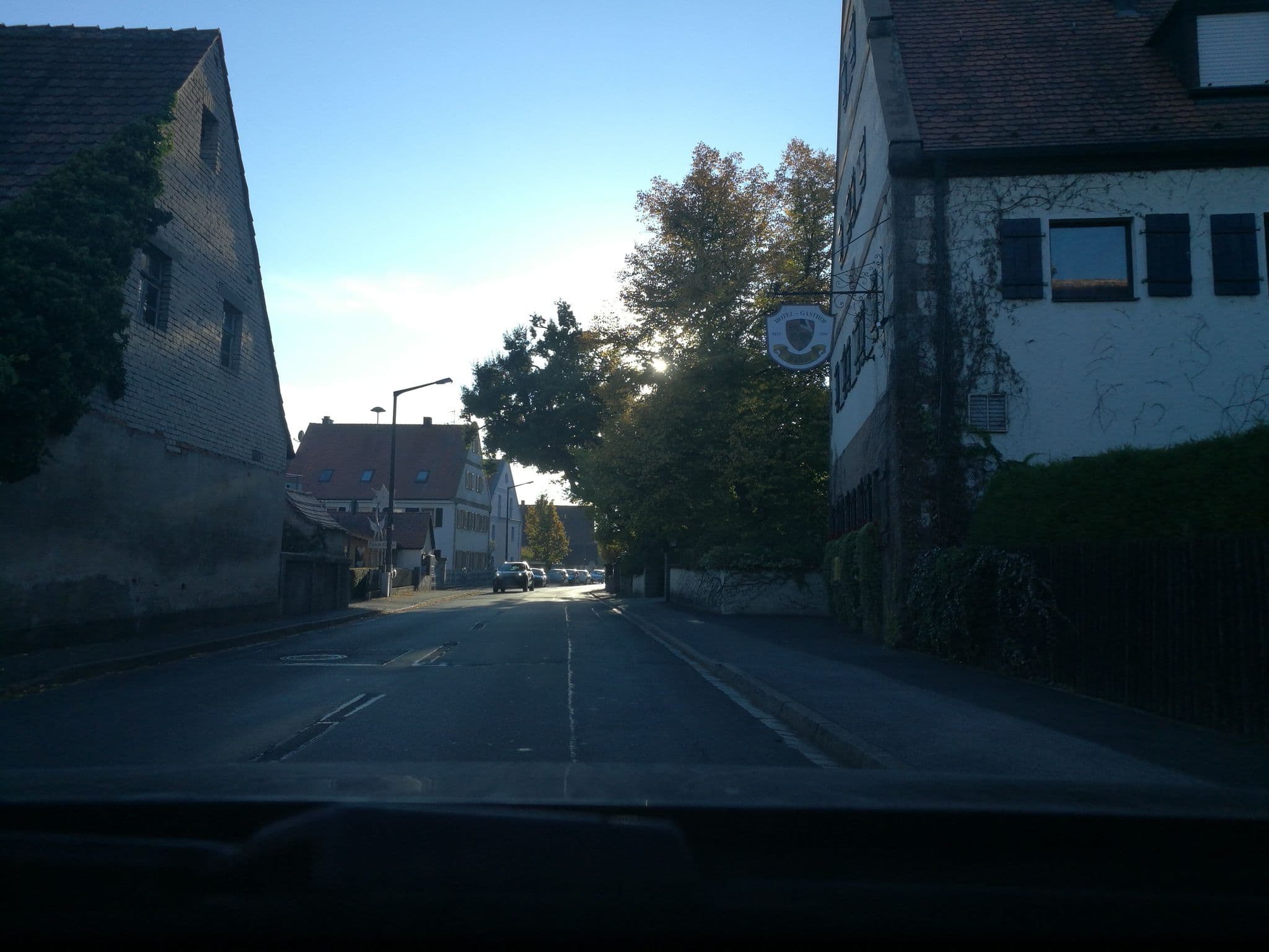 Street view near Höfler, Erlangen — © mike409 (CC BY-SA · Mapillary)