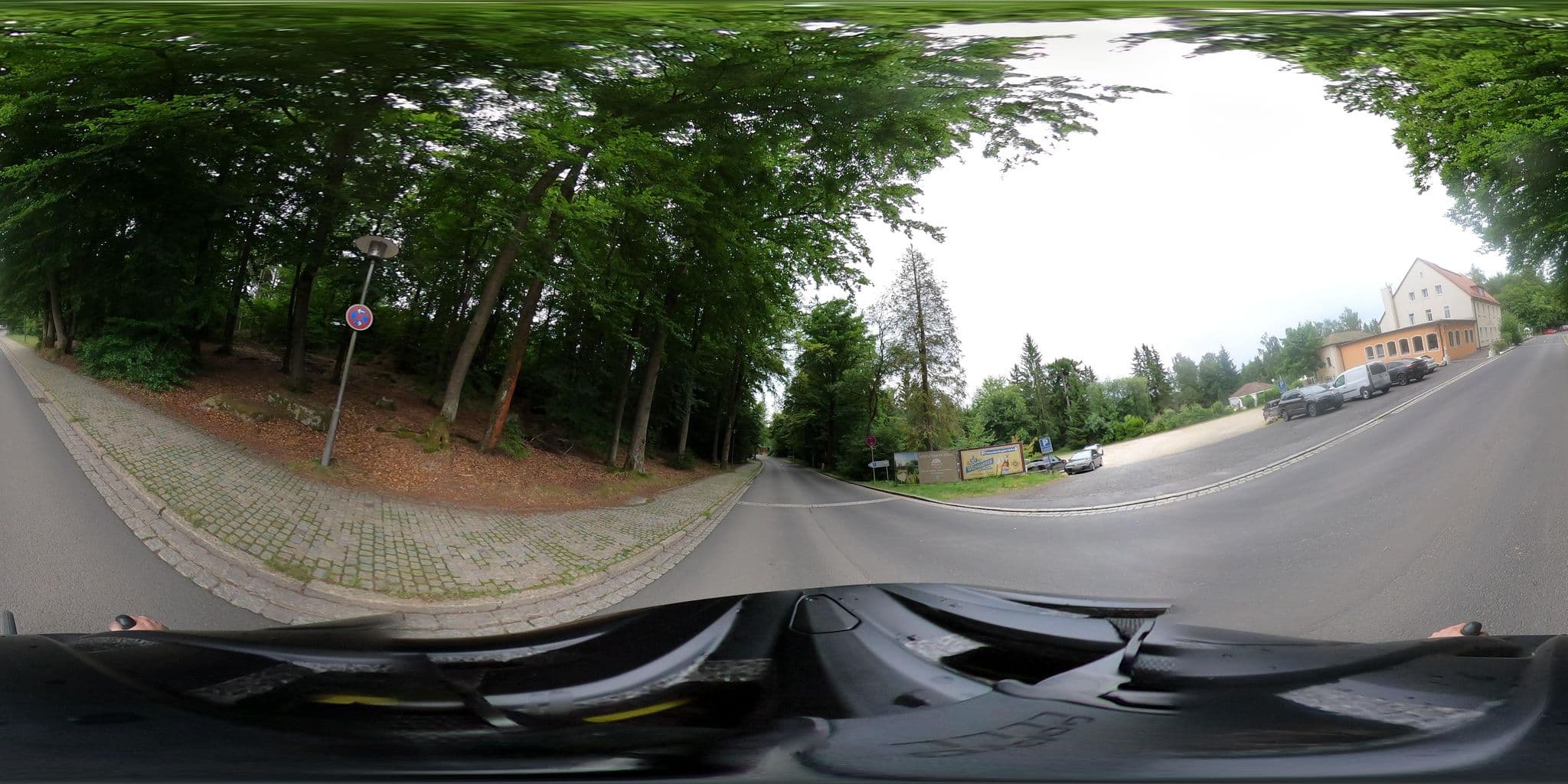 Street view near Villa Kunterbunt, Bad Alexandersbad — © kopra (CC BY-SA · Mapillary)