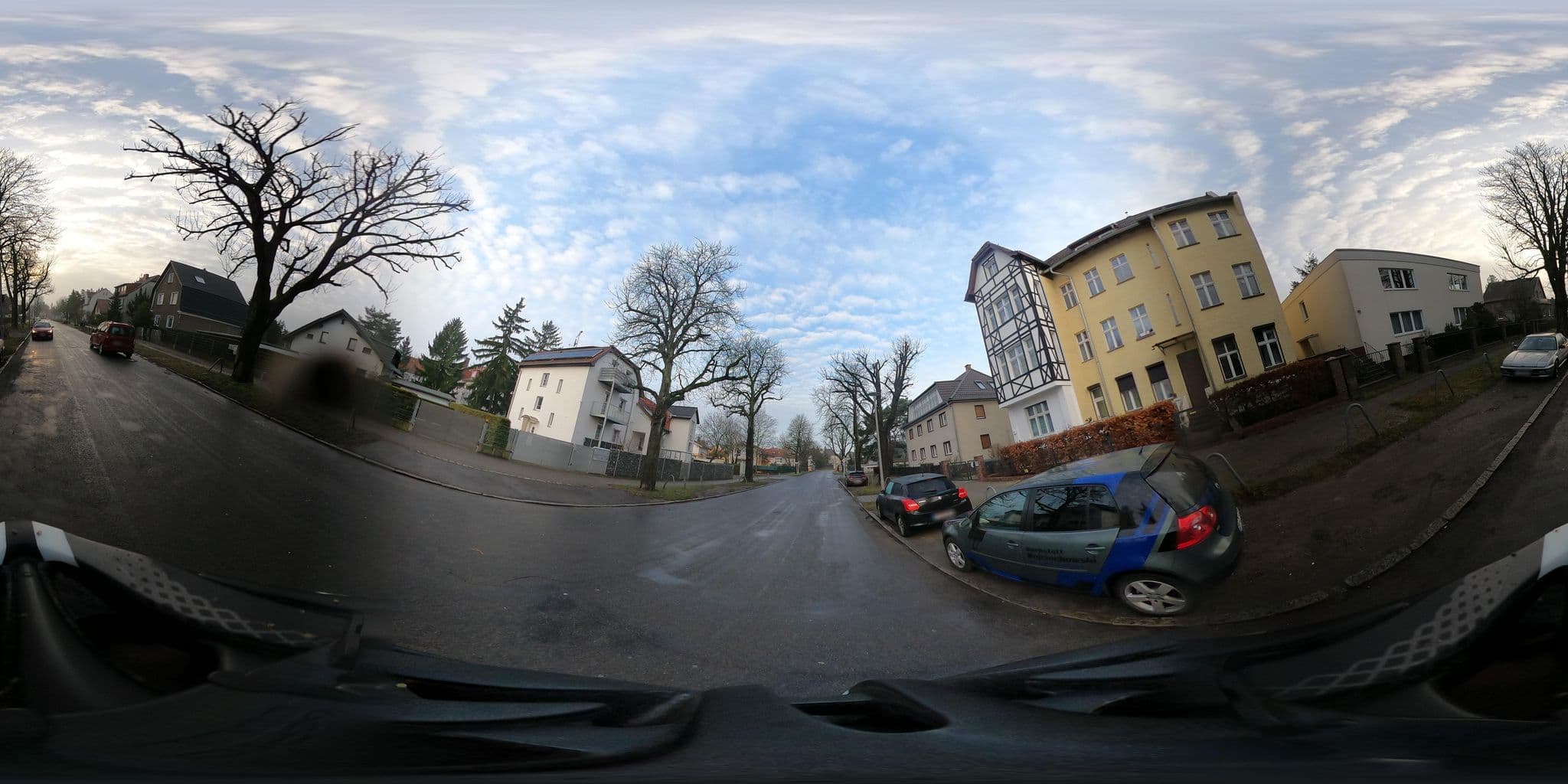 Street view near Kastanien Pension, Mahlsdorf — © stefanhrt (CC BY-SA · Mapillary)