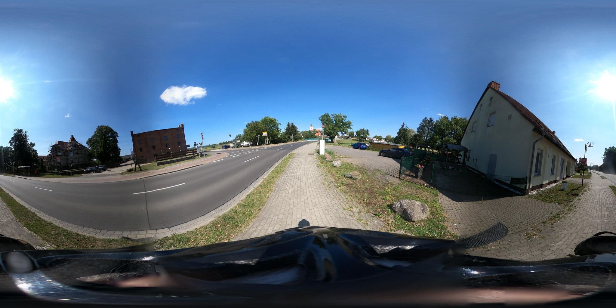 Street view near Gut Kerkow, Angermünde — © nhu (CC BY-SA · Mapillary)