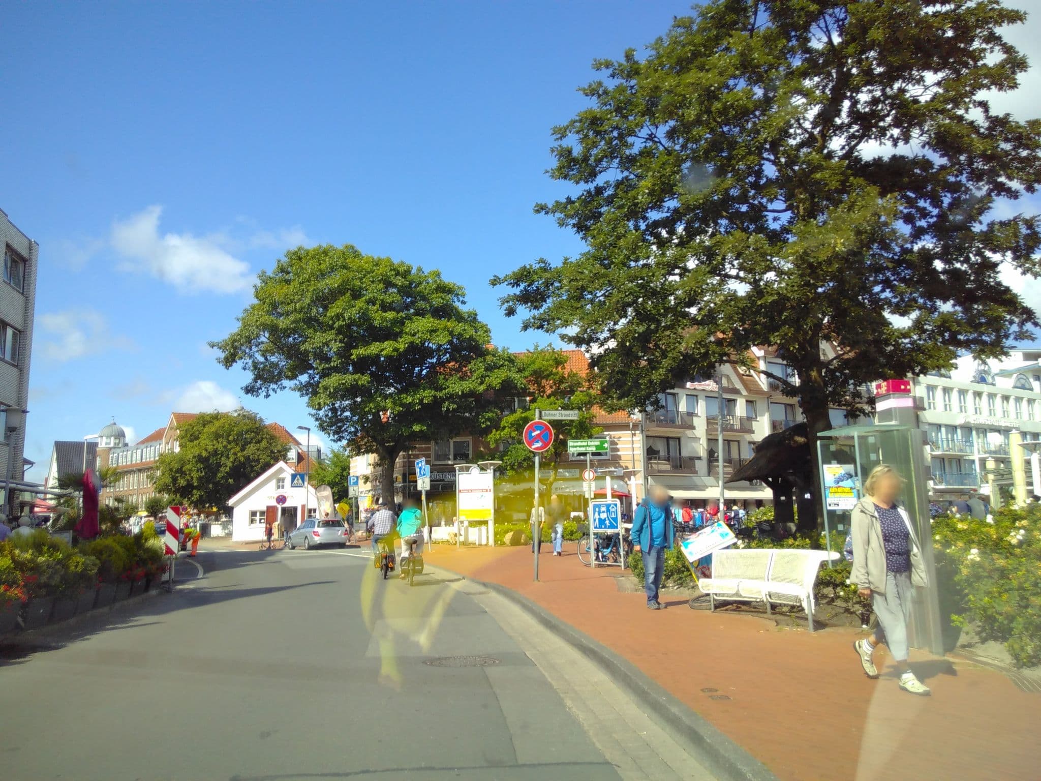 Street view near Zur Post, Cuxhaven — © zuse (CC BY-SA · Mapillary)