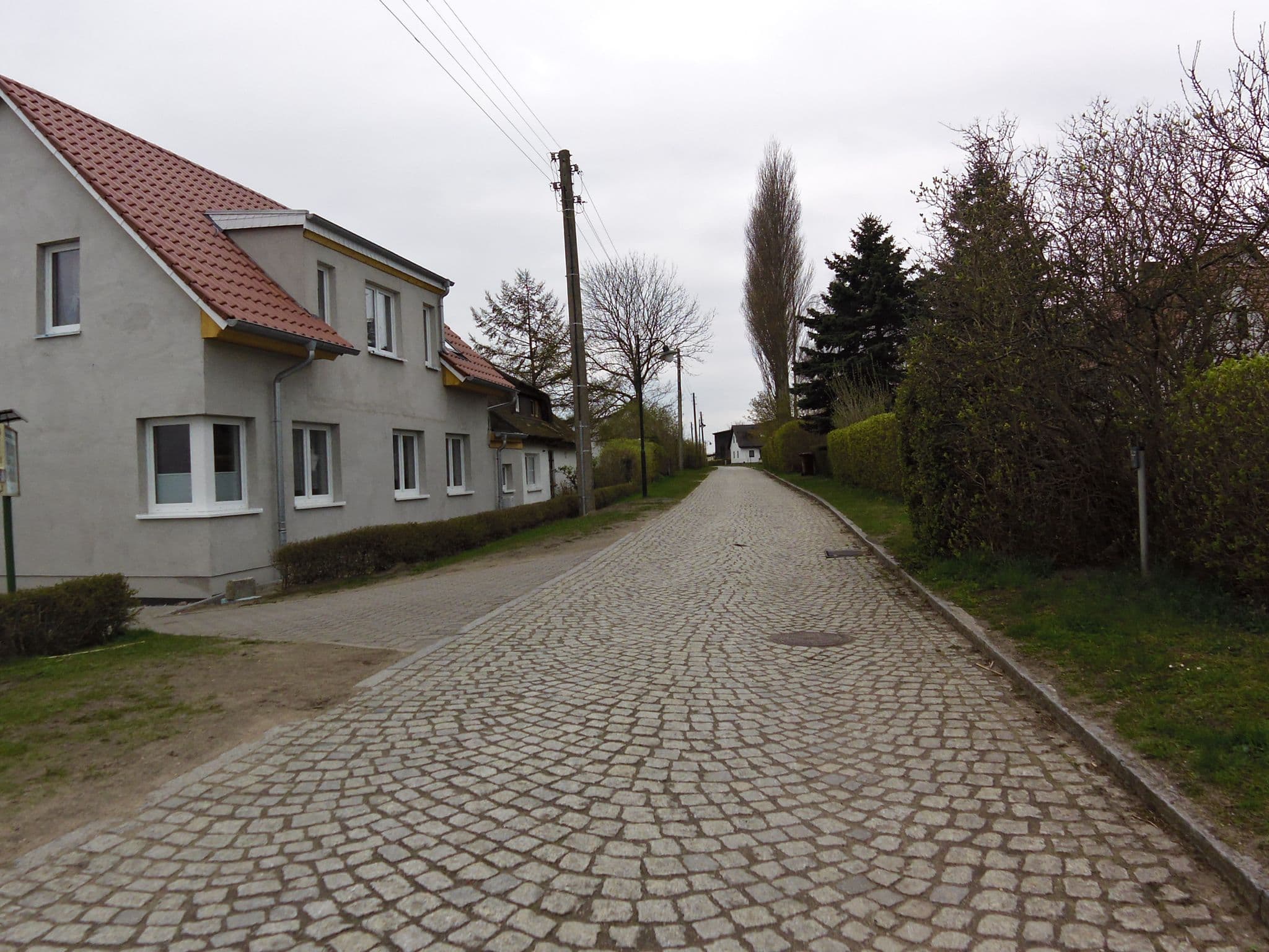 Street view near Ferienhaus Moritz, Hiddensee — © zoegglmeyr (CC BY-SA · Mapillary)