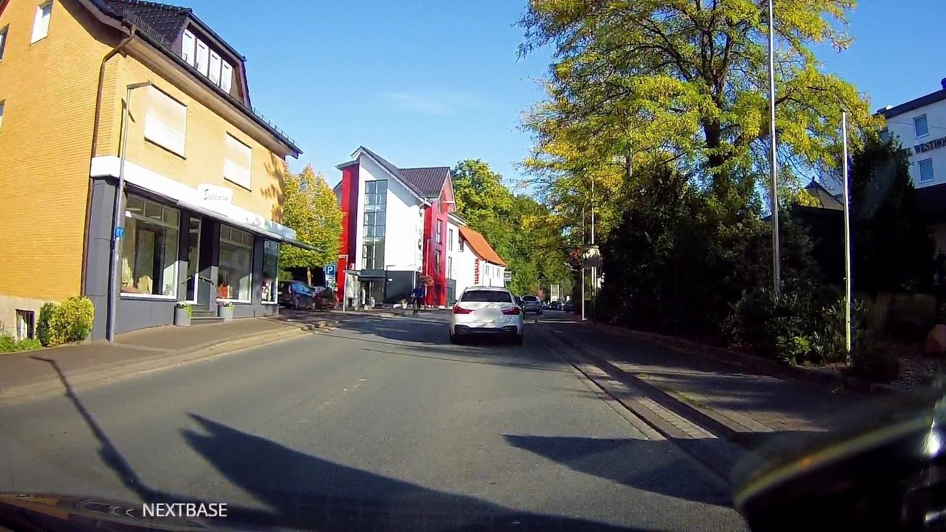 Street view near Westhoff, Oerlinghausen — © derlipper (CC BY-SA · Mapillary)