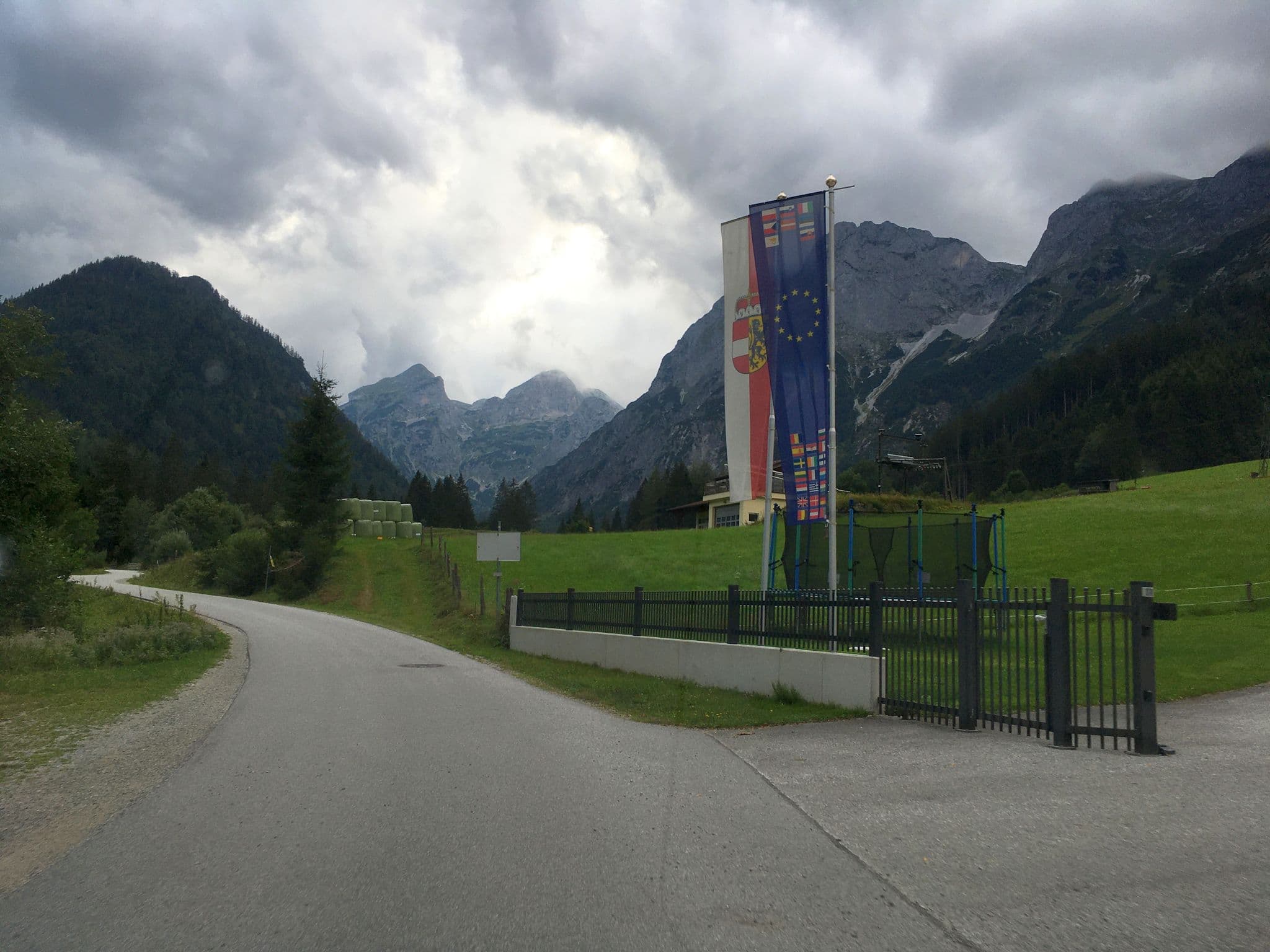 Street view near Lammertaler Hof, St. Martin of Tennengebirge — © istefanos (CC BY-SA · Mapillary)
