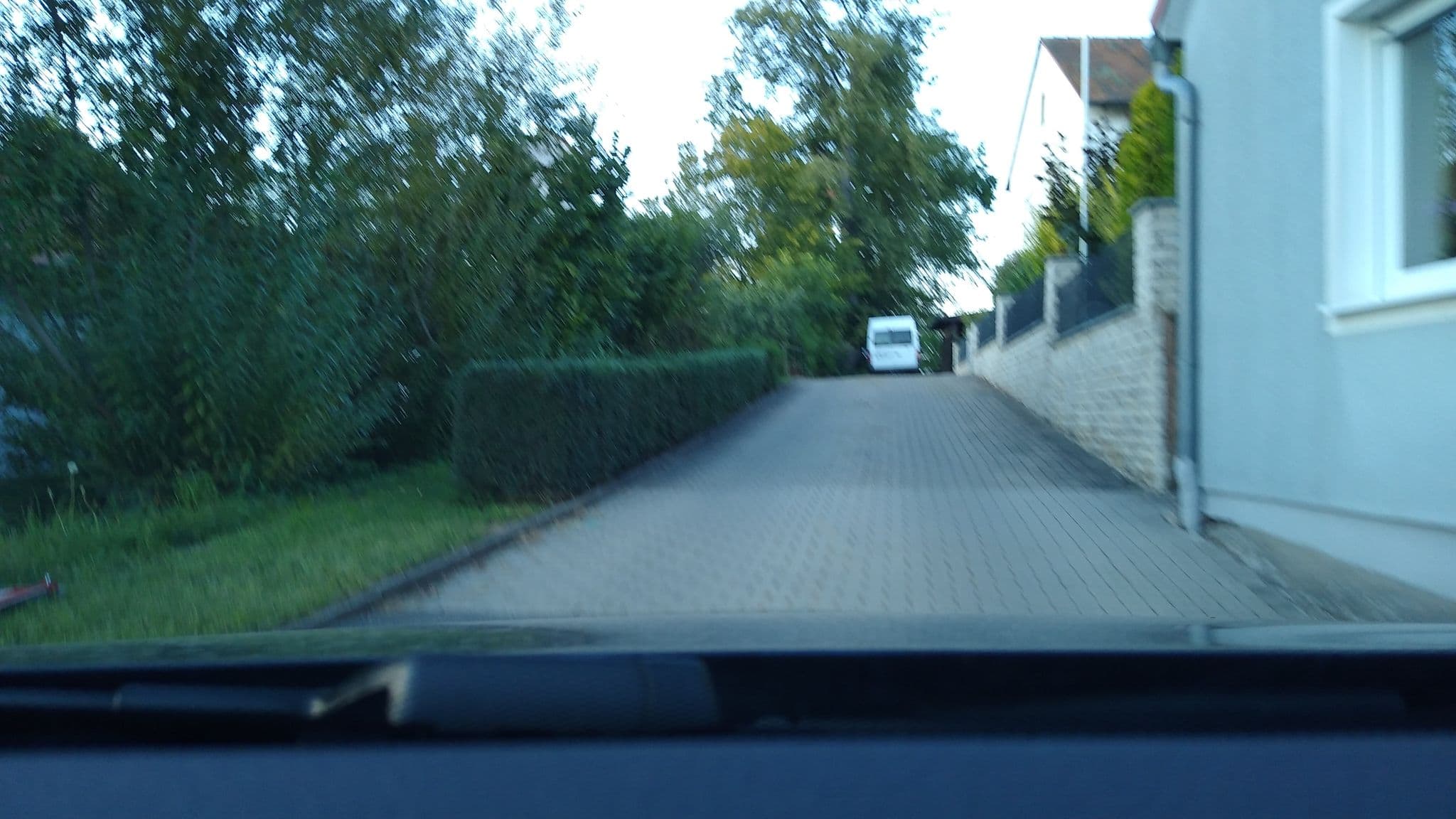 Street view near Ferienwohnung Karola Alker, Röttenbach — © mike409 (CC BY-SA · Mapillary)