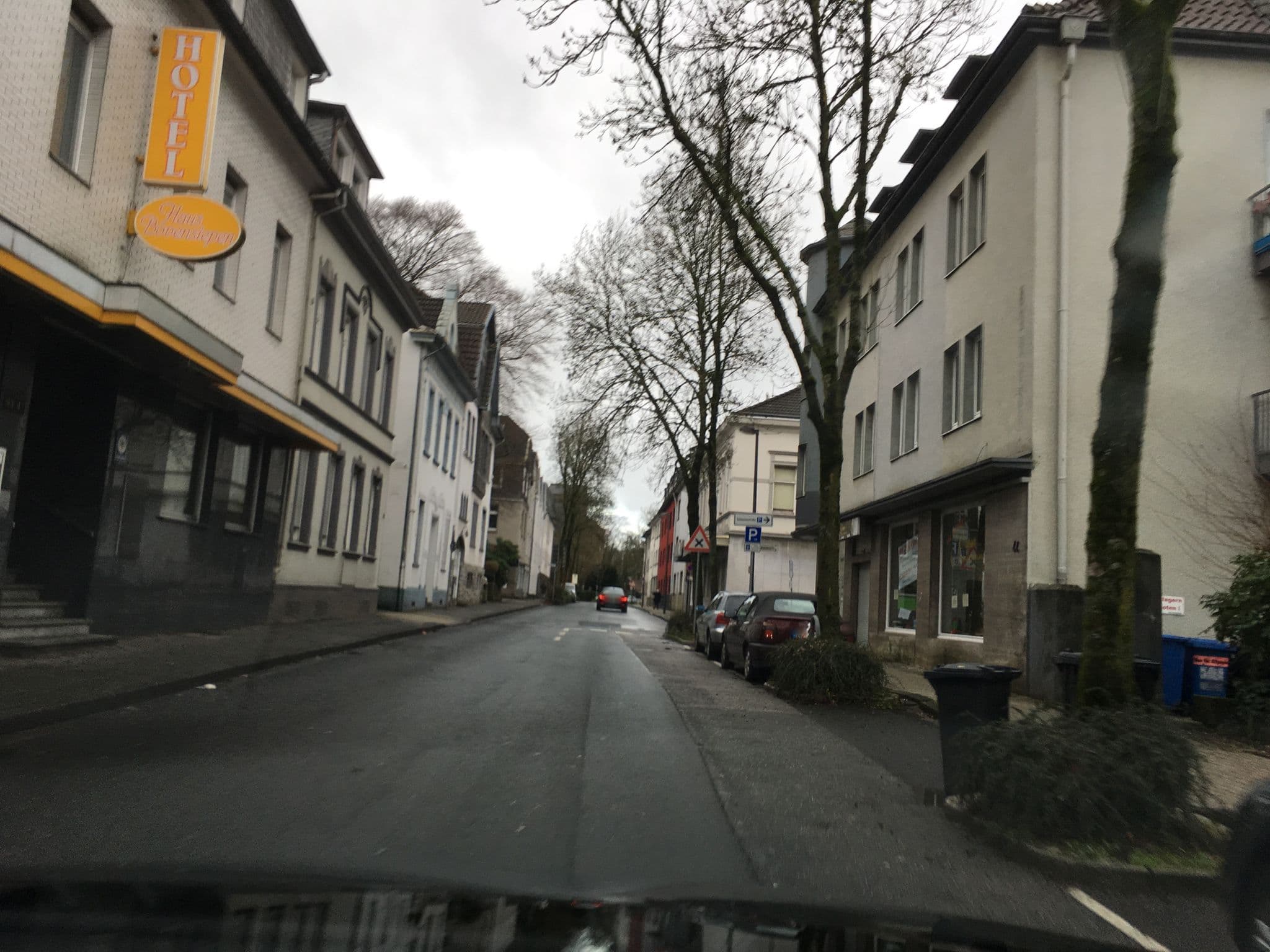 Street view near Bovensiepen, Wülfrath — © wladimir (CC BY-SA · Mapillary)