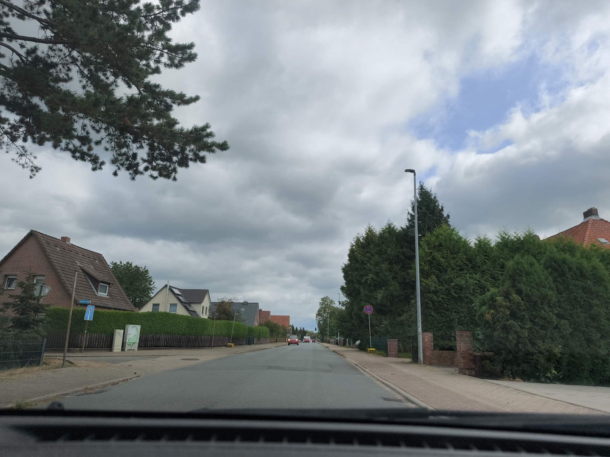 Street view near Gute Nacht, Adendorf — © hotteliene (CC BY-SA · Mapillary)