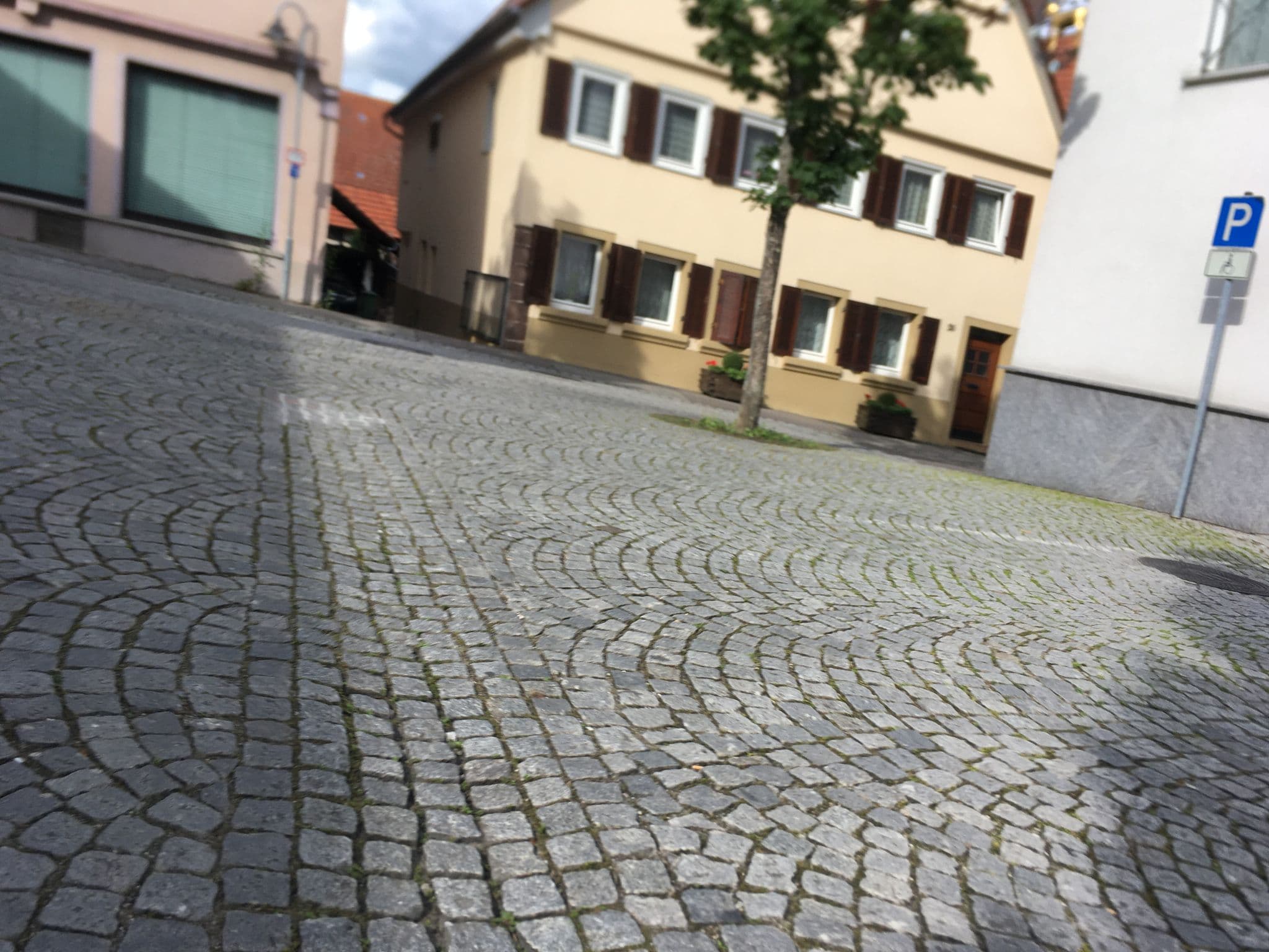 Street view near Lamm, Sersheim — © changchun1 (CC BY-SA · Mapillary)