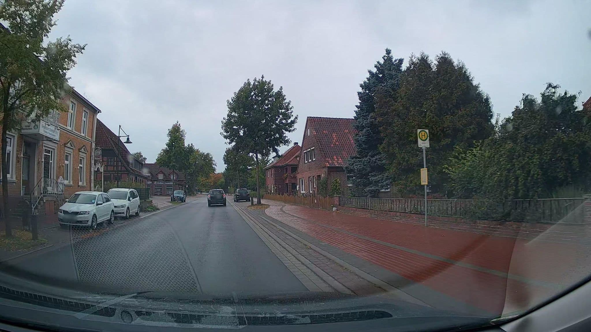 Street view near Neuenkirchener Hof, Hemslingen — © StefanS79 (CC BY-SA · Mapillary)