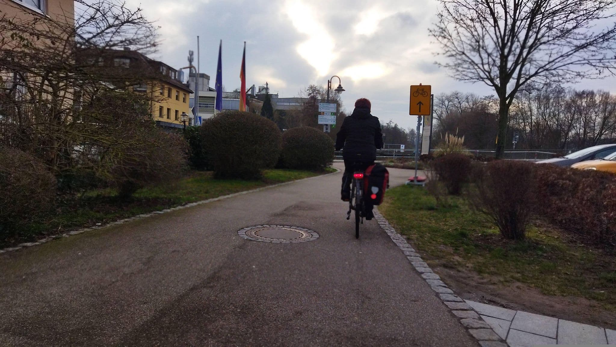 Street view near Krone, Niefern-Öschelbronn — © changchun1 (CC BY-SA · Mapillary)