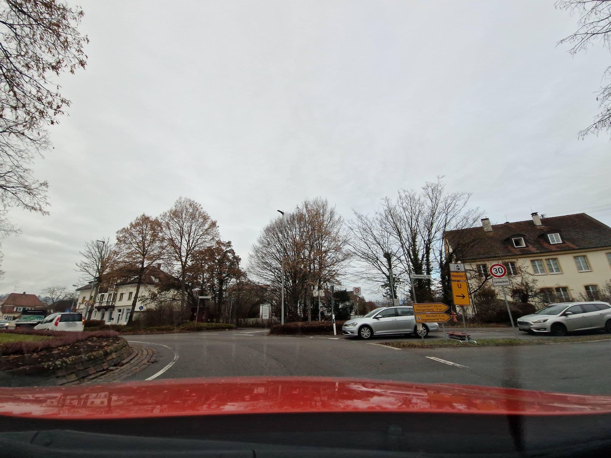 Street view near Lindenbaum, Salem — © mcliquid (CC BY-SA · Mapillary)