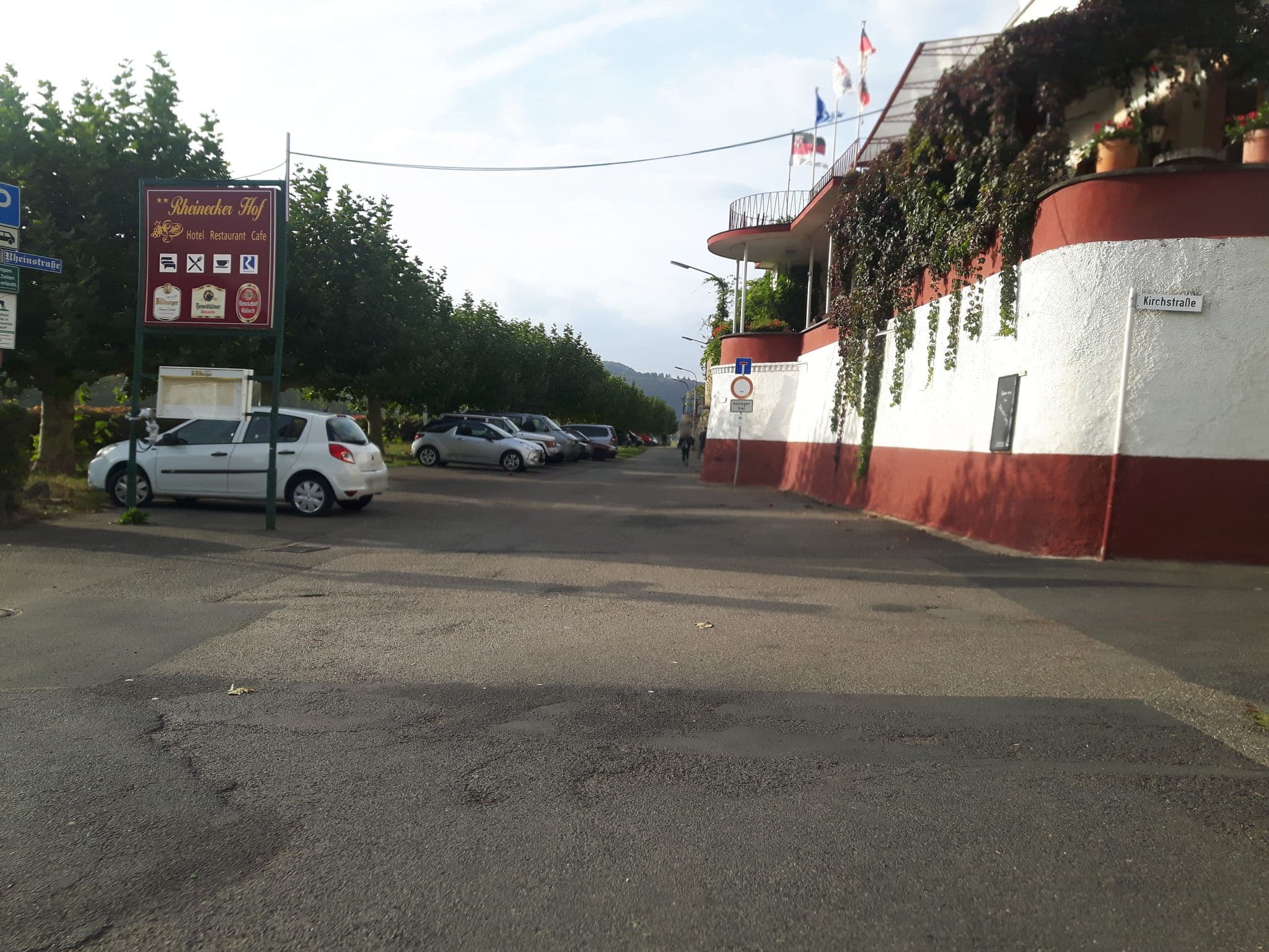 Street view near Leutesdorfer Hof, Leutesdorf — © changchun1 (CC BY-SA · Mapillary)
