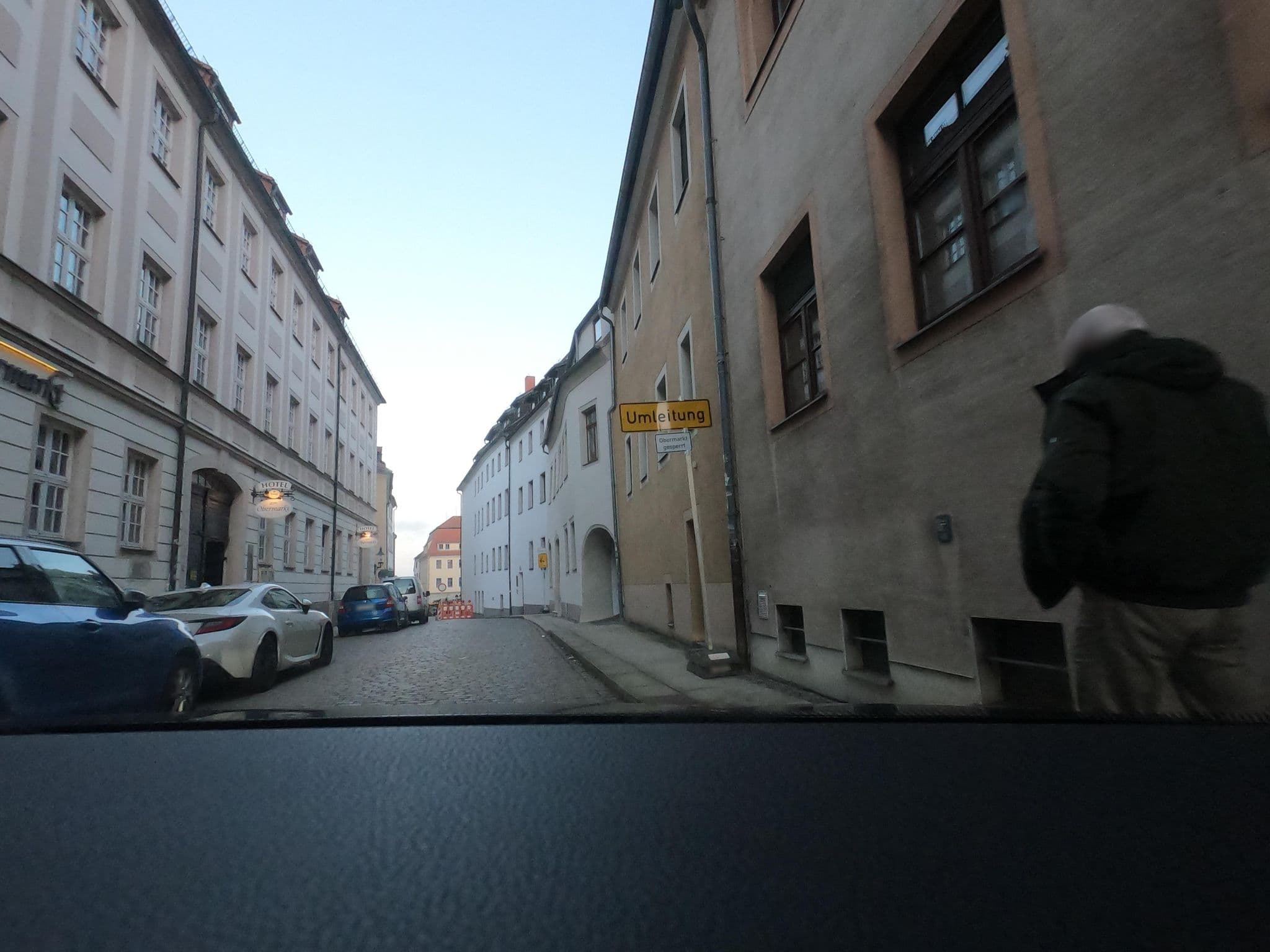Street view near Hotel Am Obermarkt, Freiberg — © schmid55 (CC BY-SA · Mapillary)