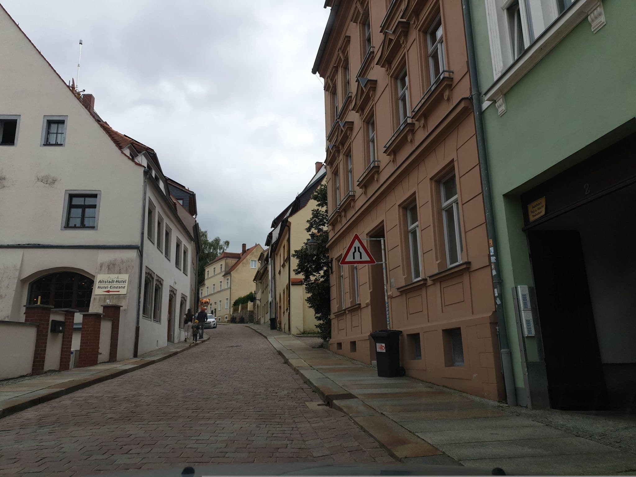 Street view near Altstadt-Hotel, Freiberg — © canislupus (CC BY-SA · Mapillary)