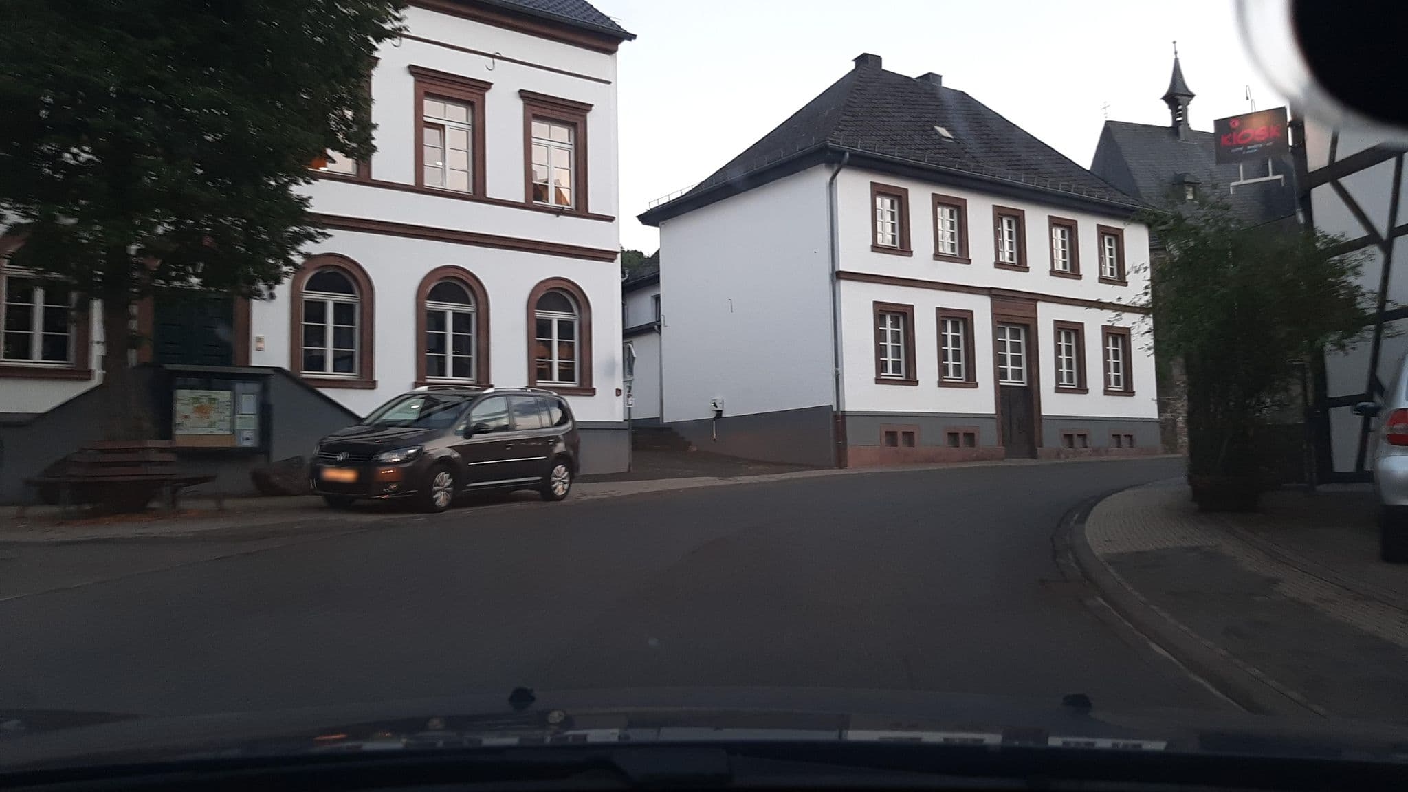 Street view near Haus Resi Krämer, Nettersheim — © eifelkobold (CC BY-SA · Mapillary)