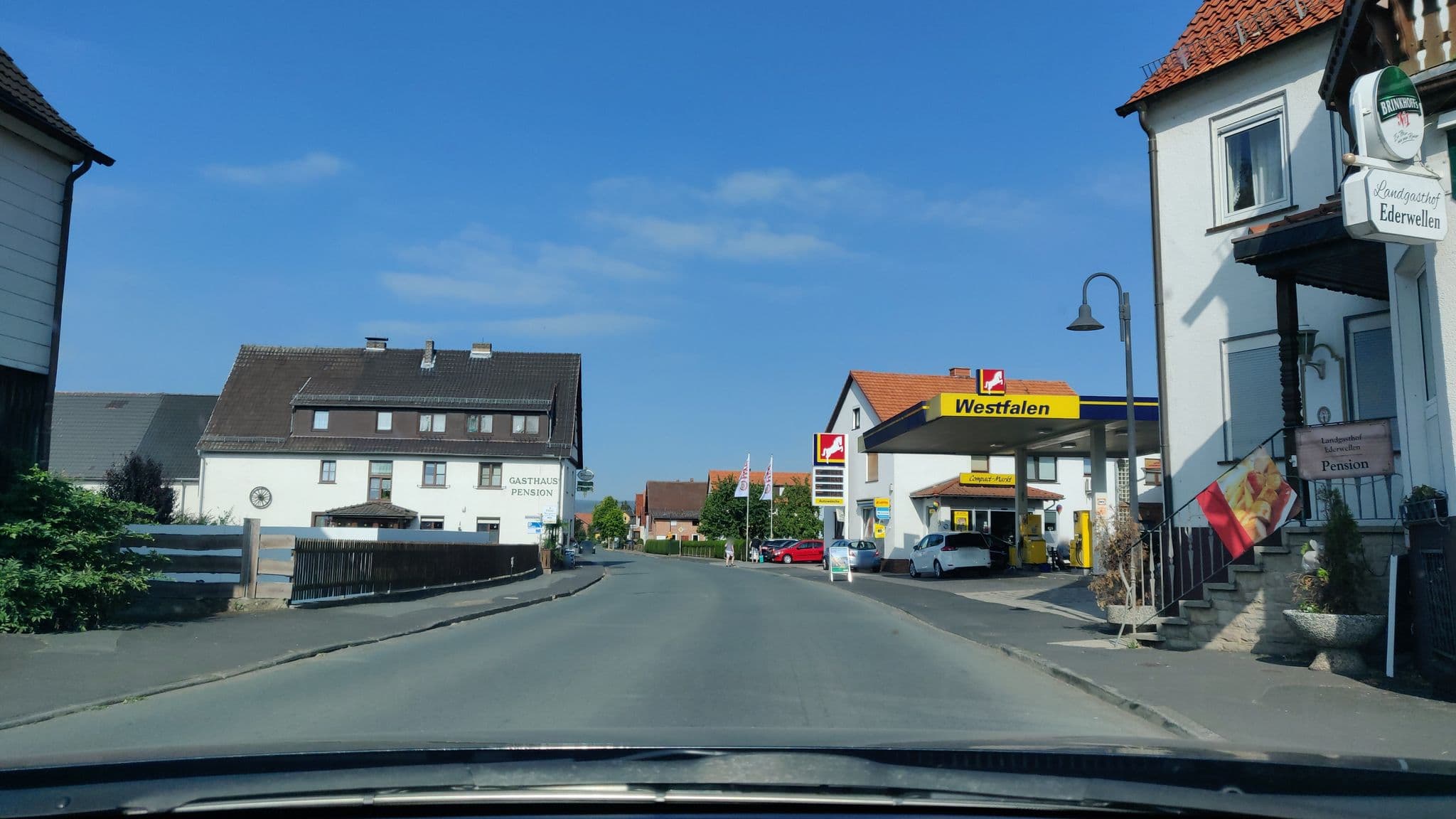 Street view near Landgasthof Ederwellen, Bad Wildungen — © schmidt91 (CC BY-SA · Mapillary)