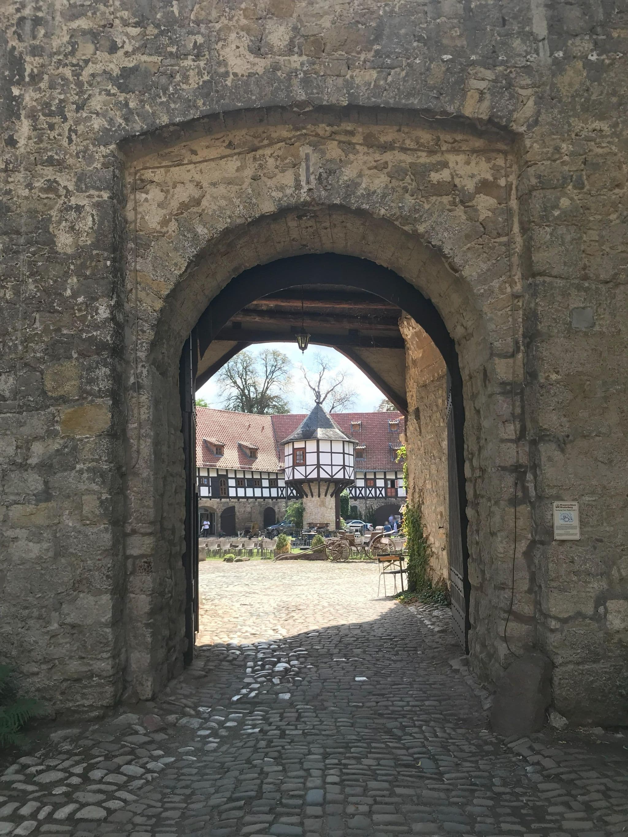 Street view near Hotel & Spa Wasserschloss Westerburg, Jerxheim — © surveyor99 (CC BY-SA · Mapillary)