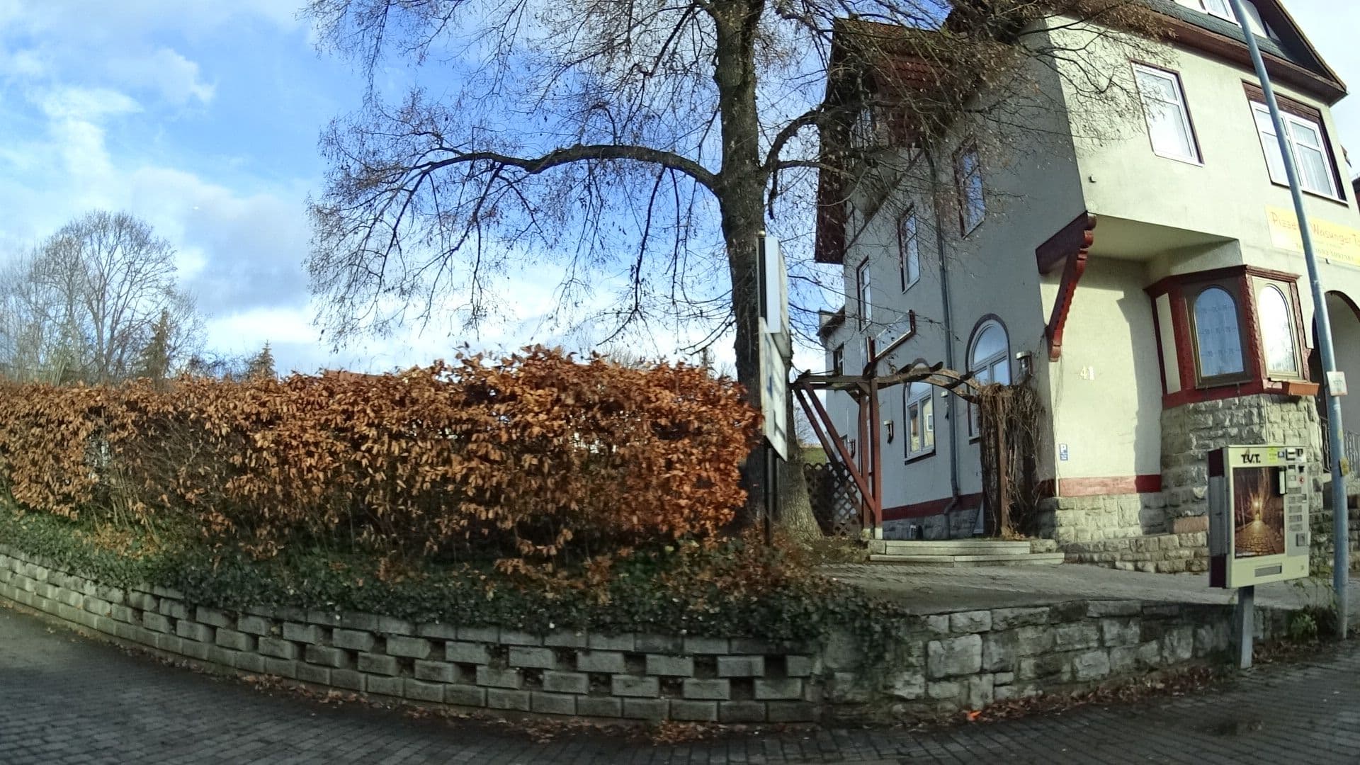 Street view near Aliyyas Village, Meiningen — © ramap (CC BY-SA · Mapillary)