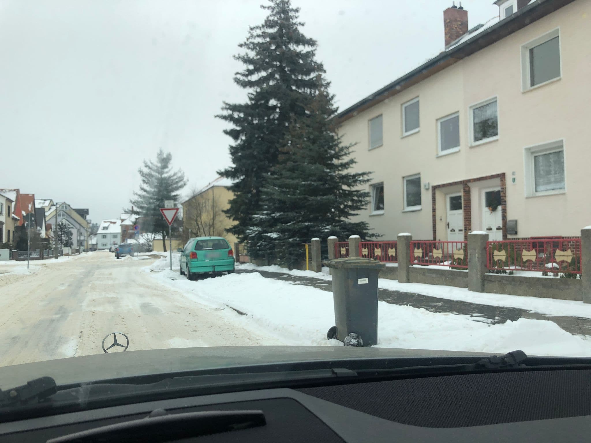 Street view near Ferienwohnung Fuhrmann, Guben — © martin14050 (CC BY-SA · Mapillary)