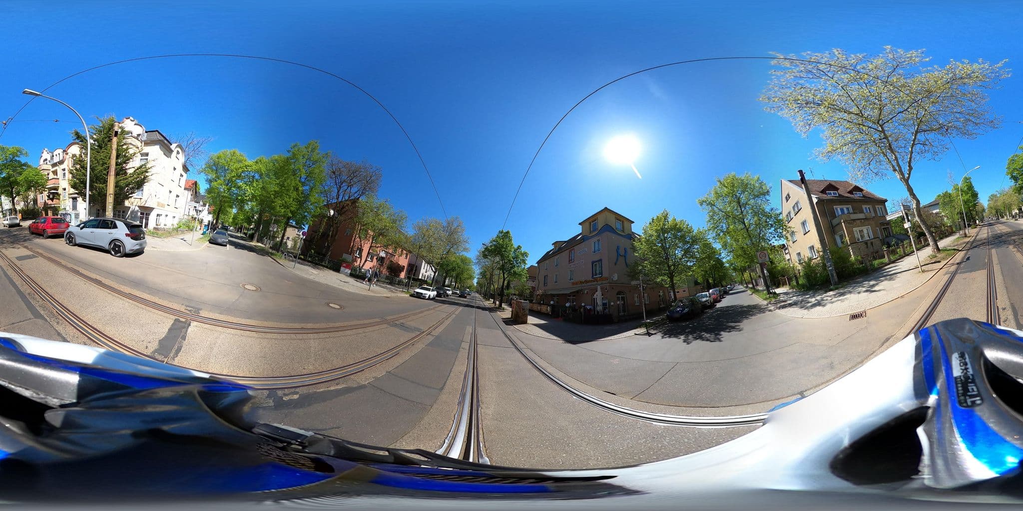 Street view near Mit-Mensch, Karlshorst — © eserte (CC BY-SA · Mapillary)