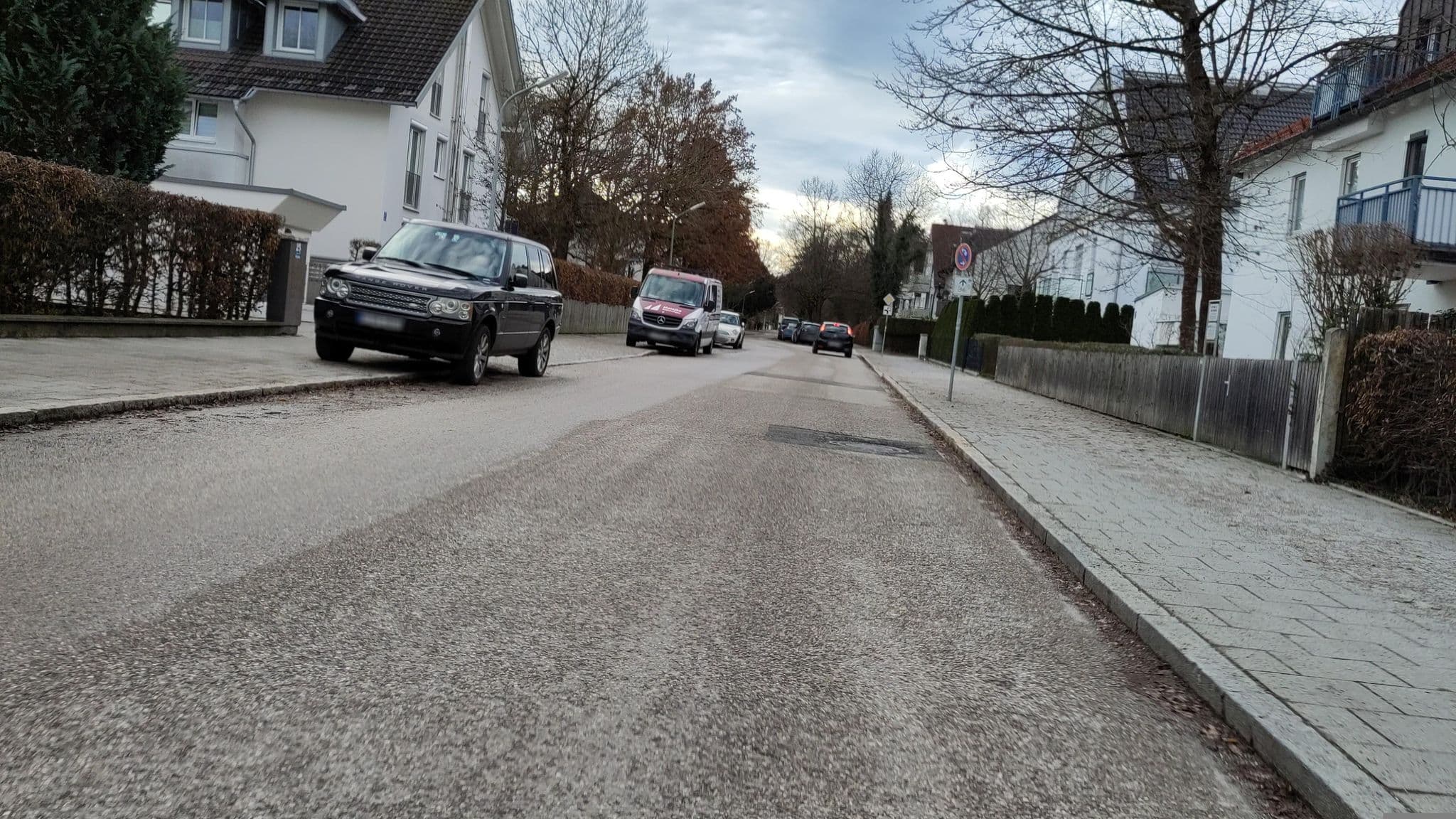 Street view near Hotel Olympia, Neuried — © thmunichways (CC BY-SA · Mapillary)
