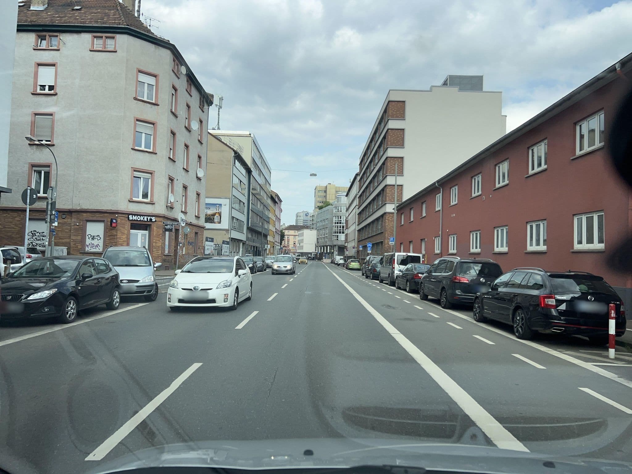 Street view near Hotel Lloyed, Gallus — © robffm (CC BY-SA · Mapillary)