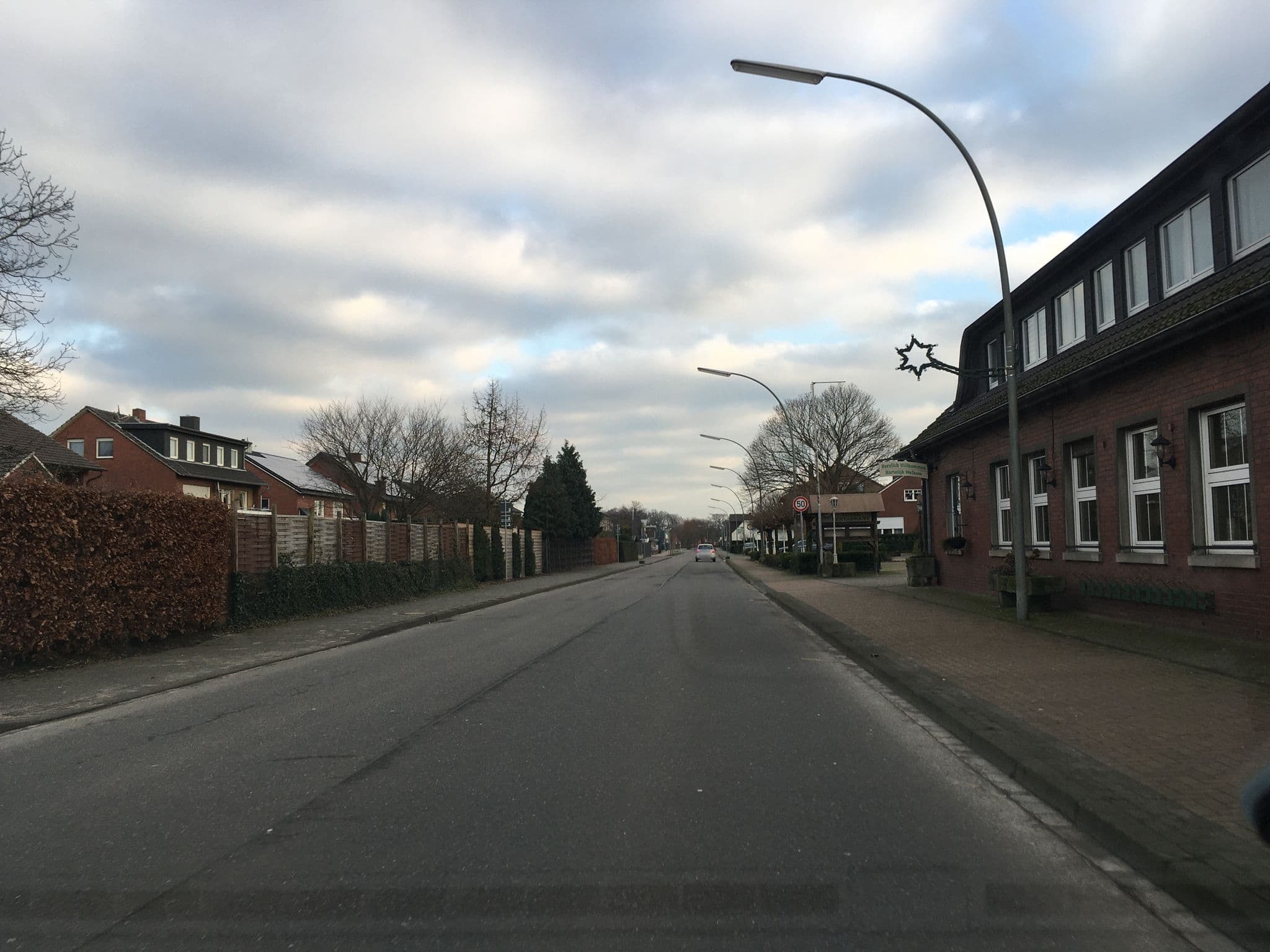 Street view near Landhotel Elkemann, Ahaus — © gdm (CC BY-SA · Mapillary)