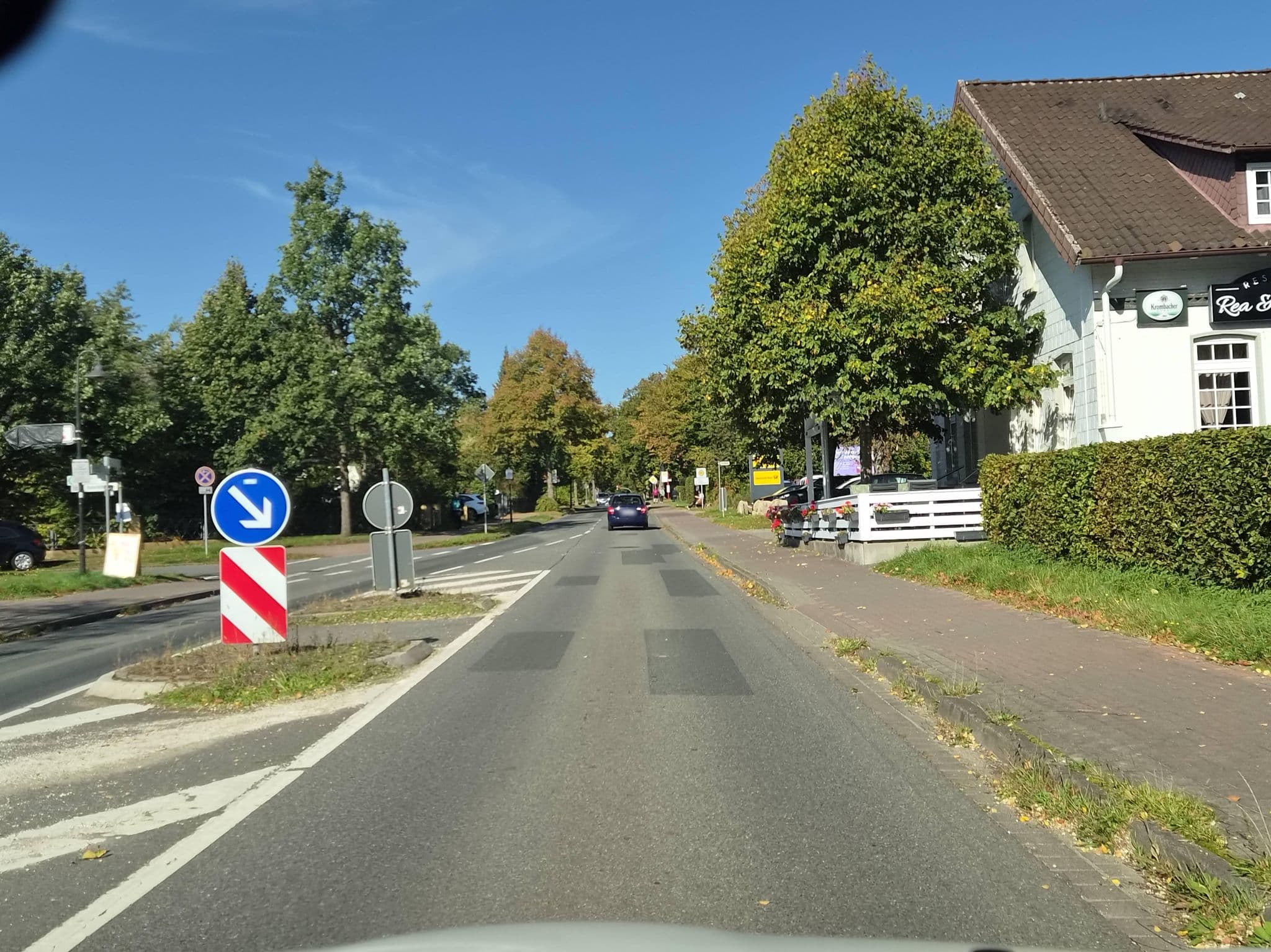 Street view near Krögers Gasthof, Handeloh — © hotteliene (CC BY-SA · Mapillary)