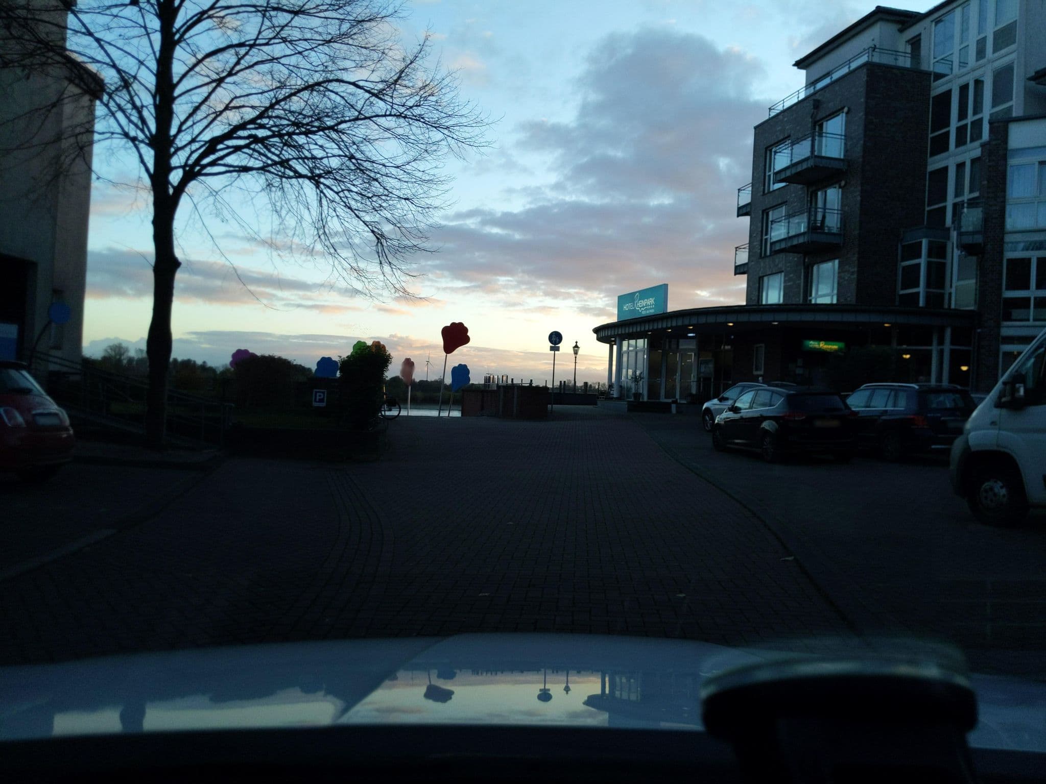 Street view near Hotel Rheinpark Rees, Rees — © littlefool (CC BY-SA · Mapillary)