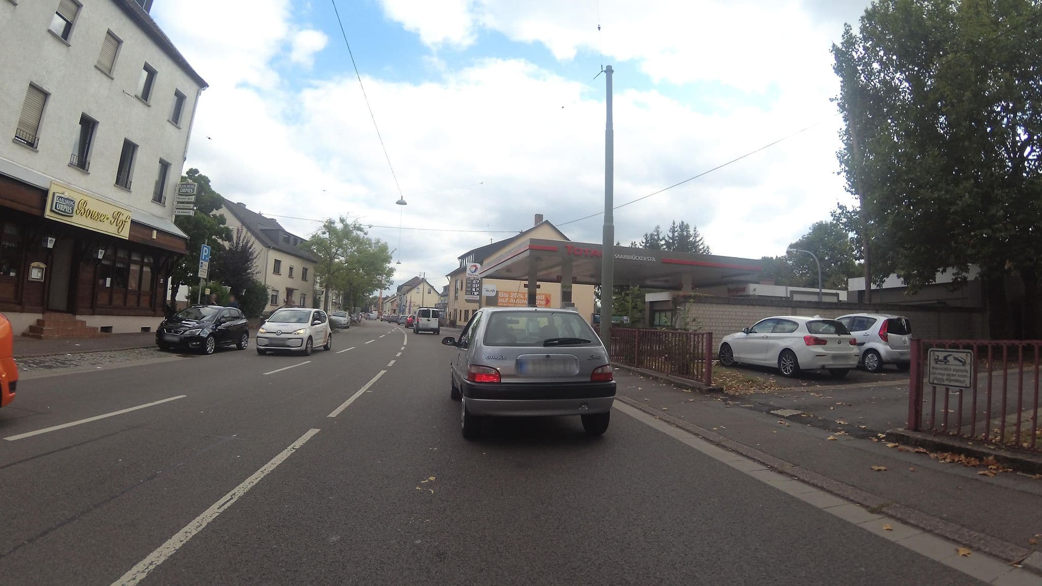 Street view near Bouser Hof, Bous — © teddy73 (CC BY-SA · Mapillary)