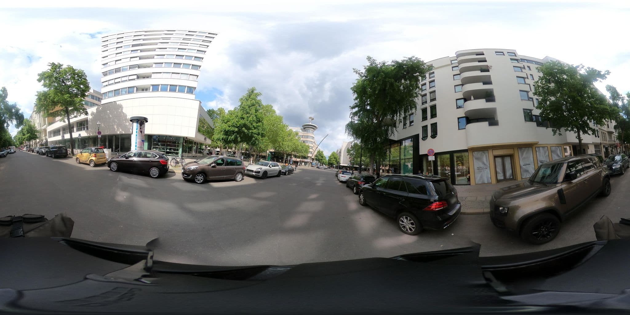 Street view near Kurfürst, Schöneberg — © mlvln (CC BY-SA · Mapillary)