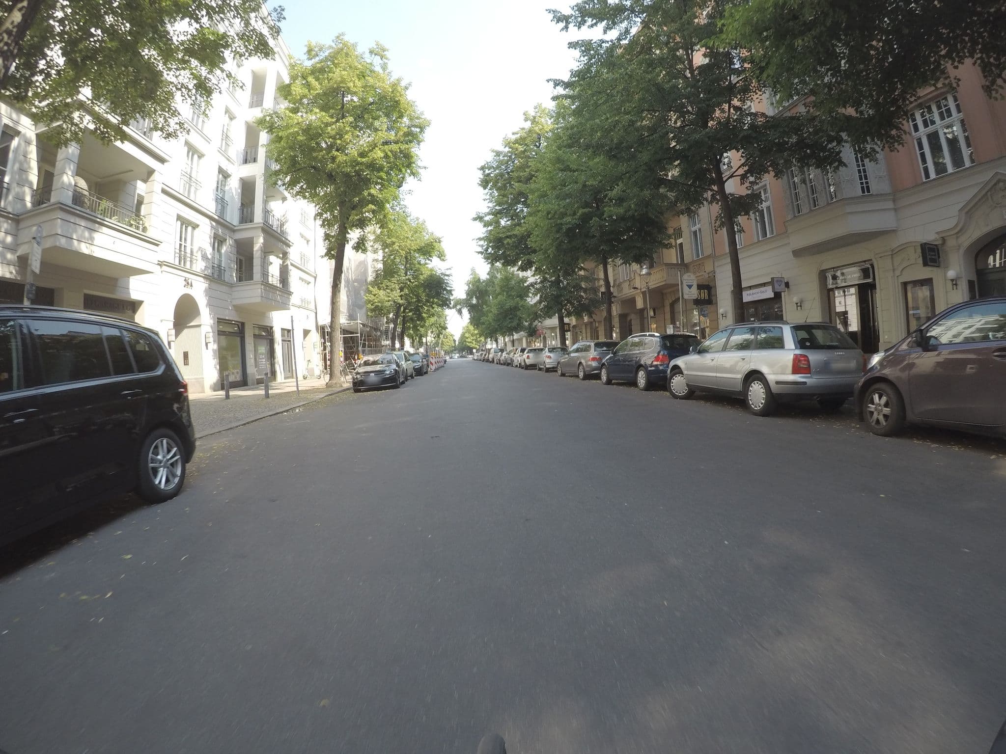 Street view near Elba, Schöneberg — © kartonage (CC BY-SA · Mapillary)