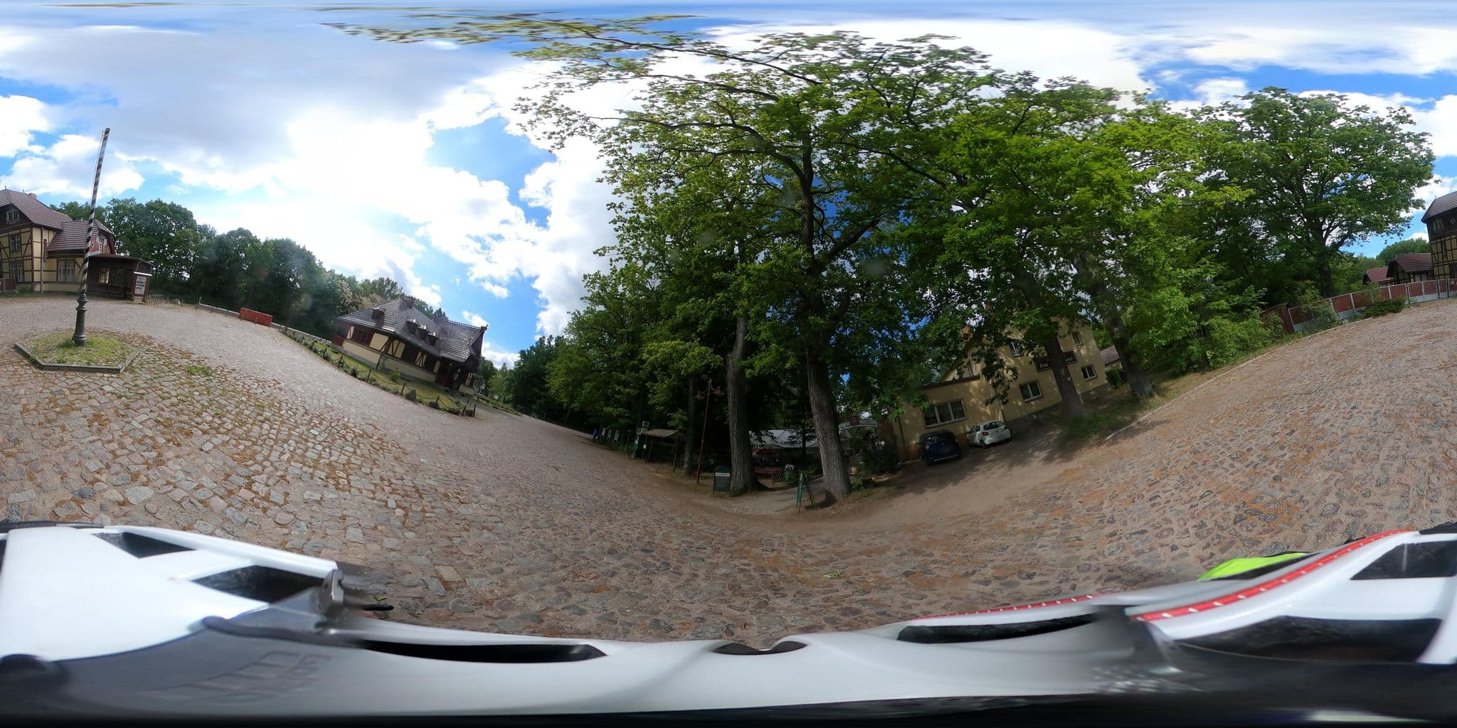 Street view near Pension "Zum Kaiserbahnhof", Joachimsthal — © Oderradler (CC BY-SA · Mapillary)