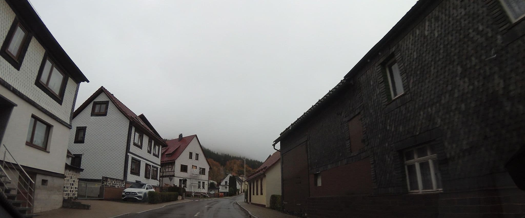 Street view near Ferienhaus "Saueracker", Steinbach-Hallenberg — © teddy73 (CC BY-SA · Mapillary)