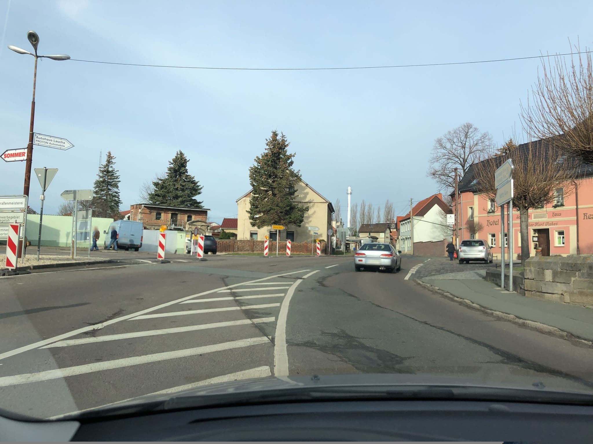 Street view near Schützenhaus Laucha, Laucha — © bejotel (CC BY-SA · Mapillary)