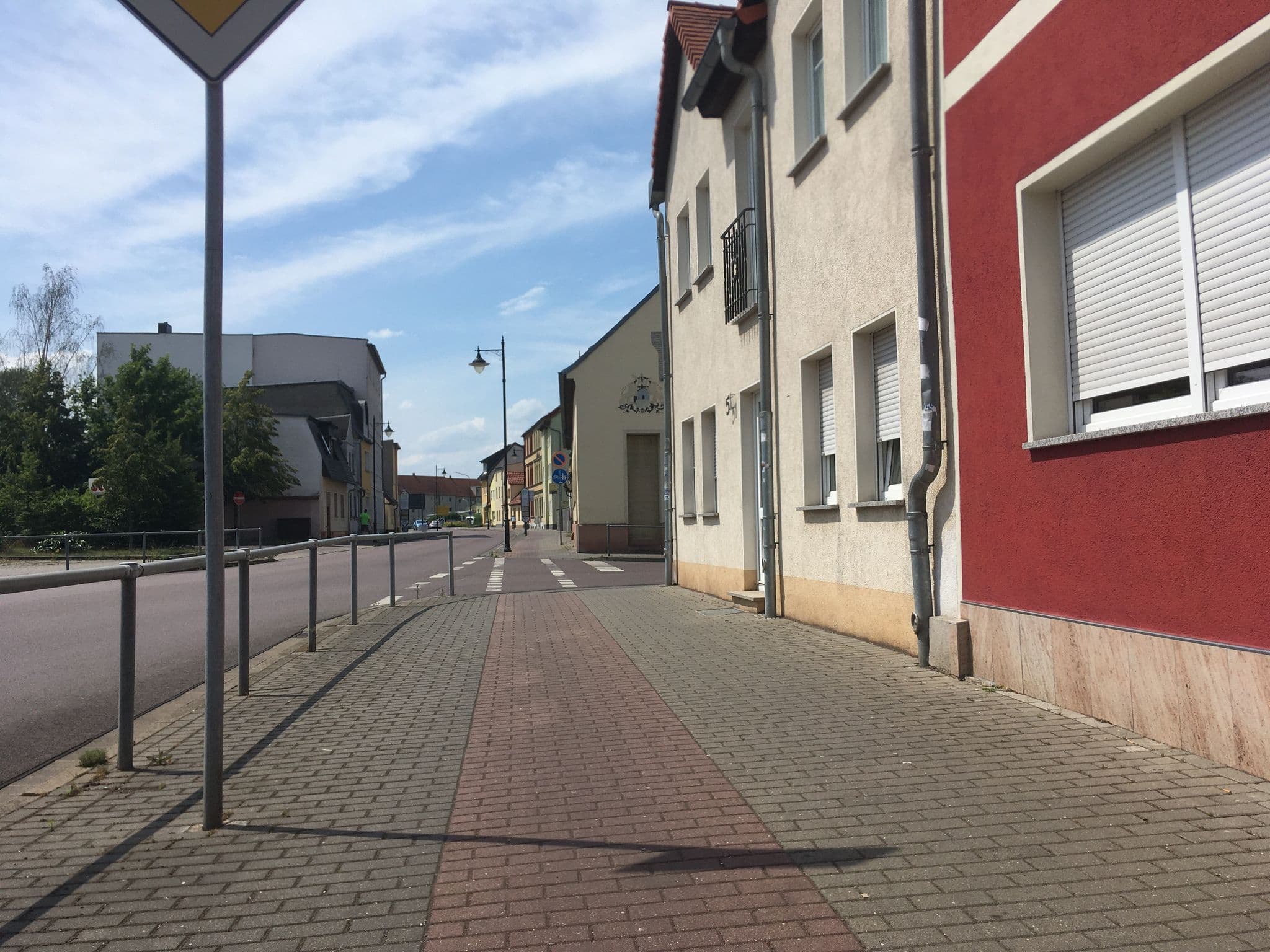 Street view near Pension Feldner, Köthen — © eserte (CC BY-SA · Mapillary)