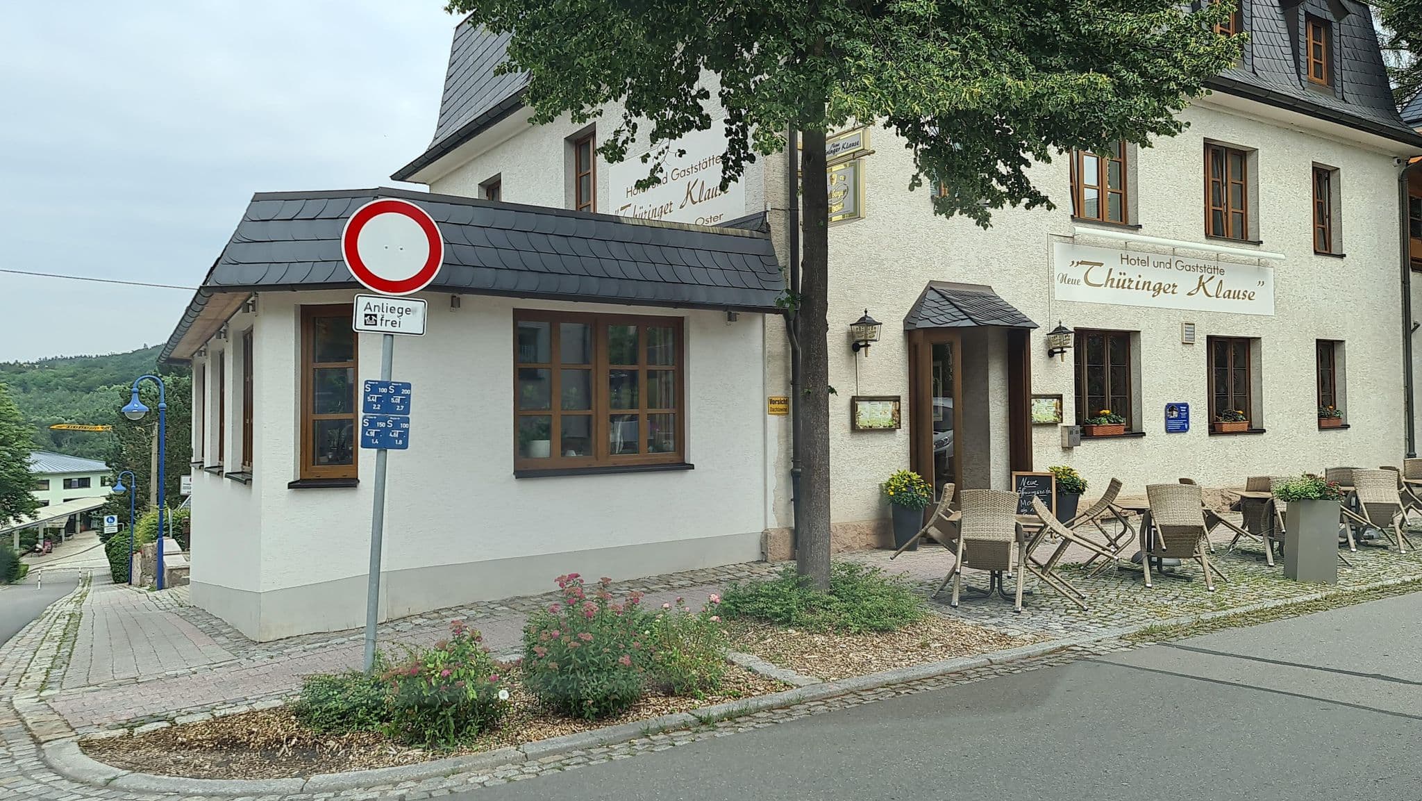 Street view near Pension Siegmar, Bad Schlema — © canislupus (CC BY-SA · Mapillary)