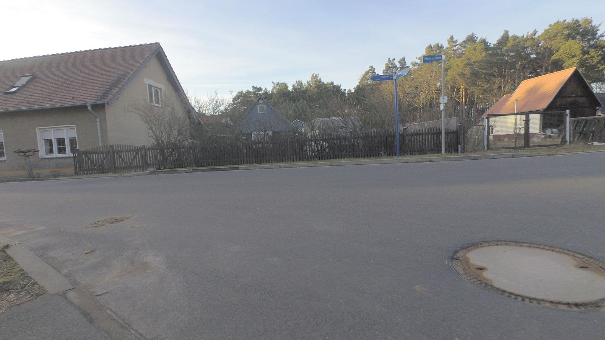 Street view near Appartement Jeschke, Baruth — © britiger (CC BY-SA · Mapillary)