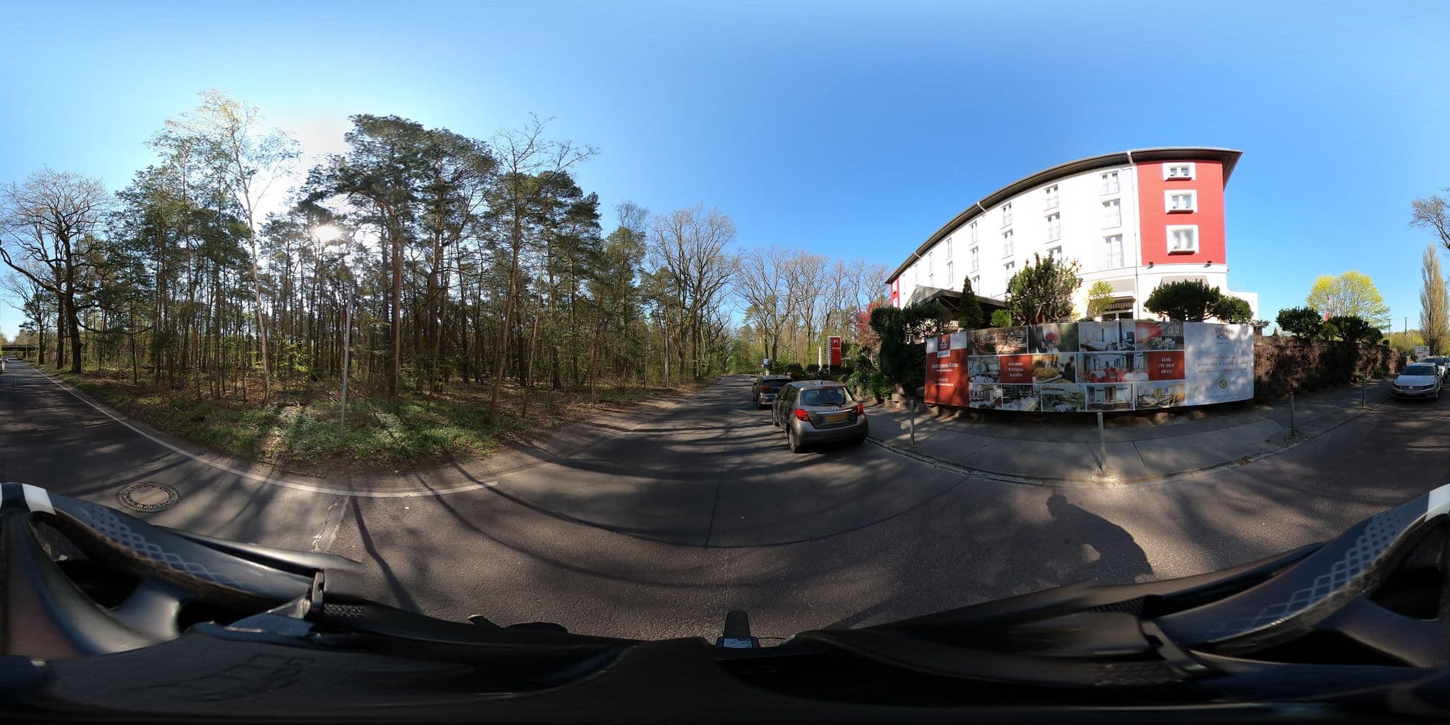 Street view near Hotel Waldzeit, Bohnsdorf — © stefanhrt (CC BY-SA · Mapillary)