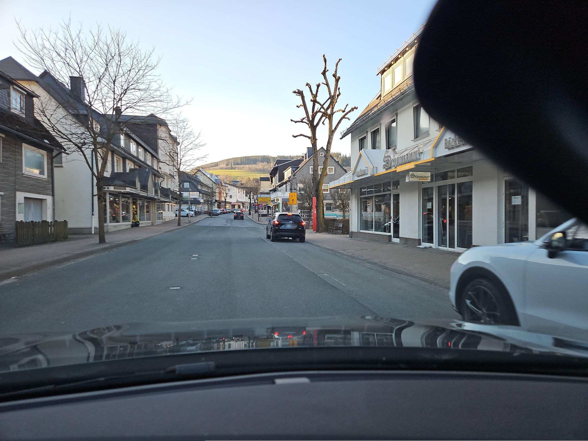 Street view near Kur- & Sporthotel Göbel, Willingen — © toho (CC BY-SA · Mapillary)