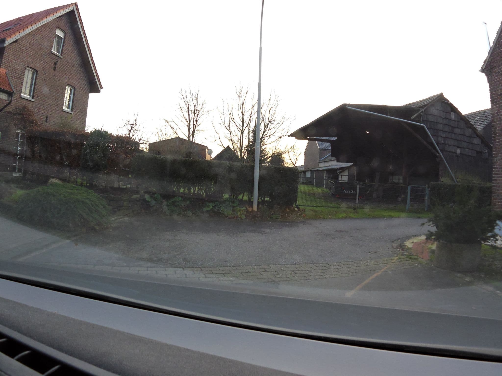Street view near Enkenshof, Kaldenkirchen — © zoegglmeyr (CC BY-SA · Mapillary)