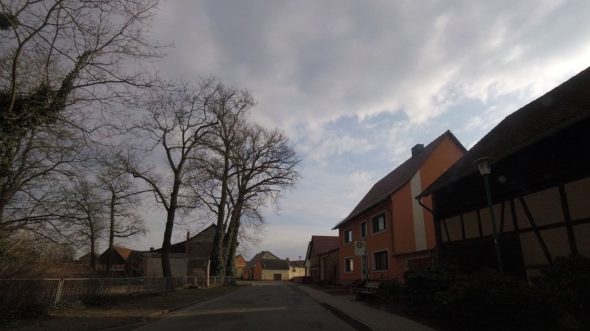 Street view near Pension Zur Mühle, Bad Belzig — © fdmap (CC BY-SA · Mapillary)