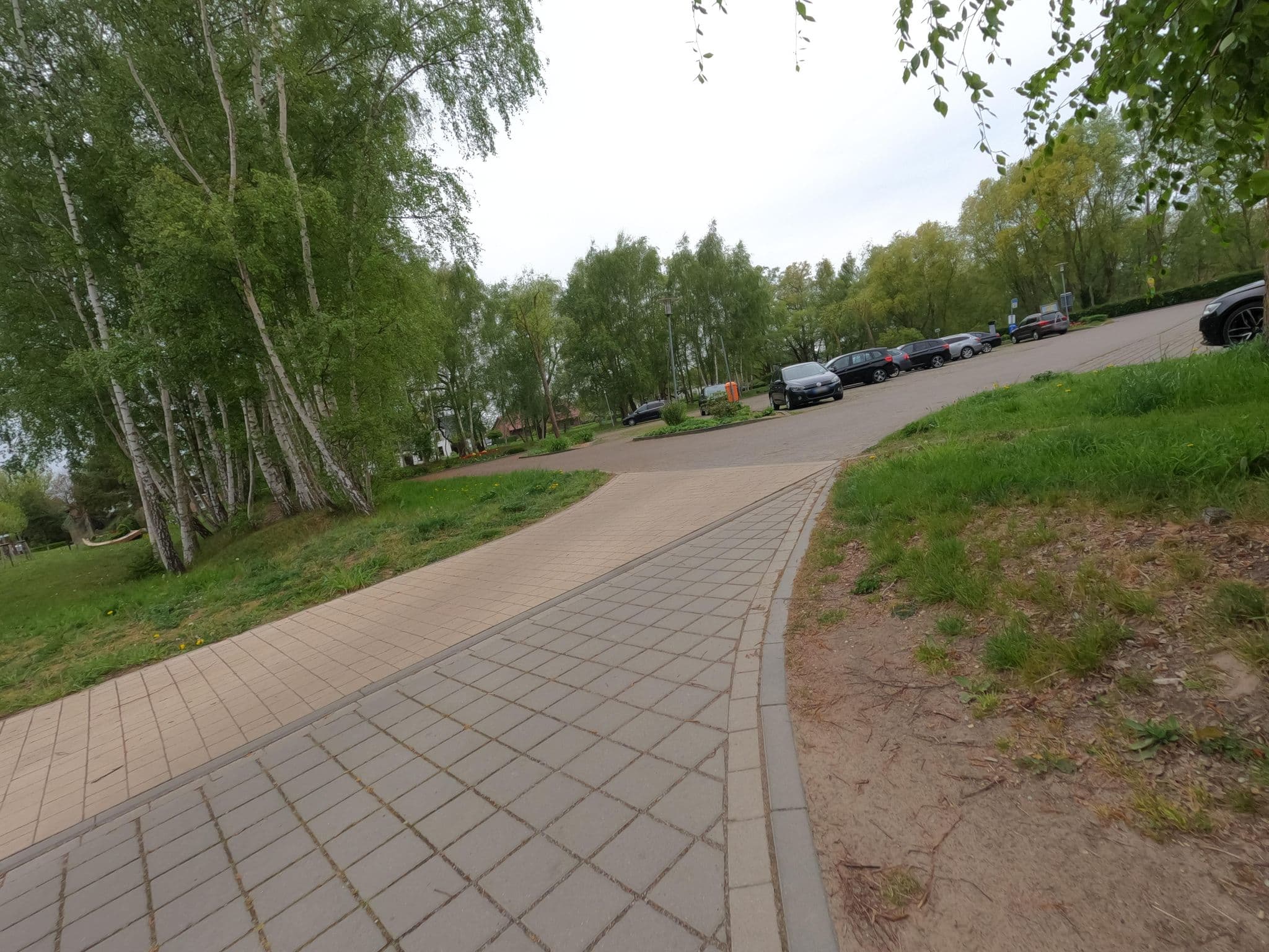 Street view near Dierhagen, Ostseebad Dierhagen — © hektor1989 (CC BY-SA · Mapillary)