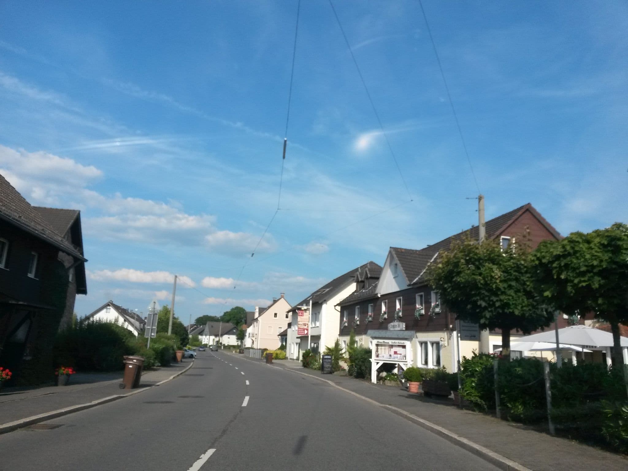 Street view near Bergischer Hof, Overath — © uwekoch (CC BY-SA · Mapillary)