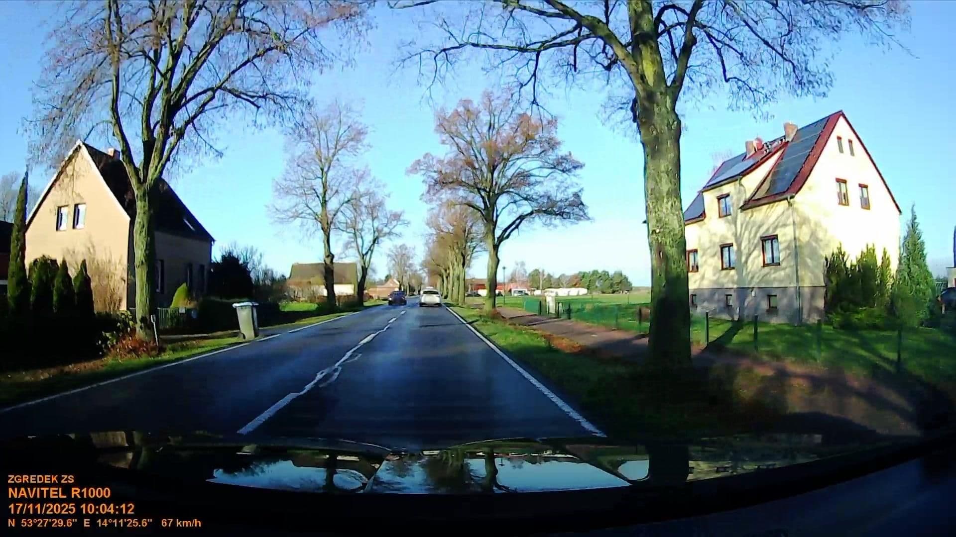 Street view near Schröders kleine Pension, Brüssow — © d3mol3k (CC BY-SA · Mapillary)