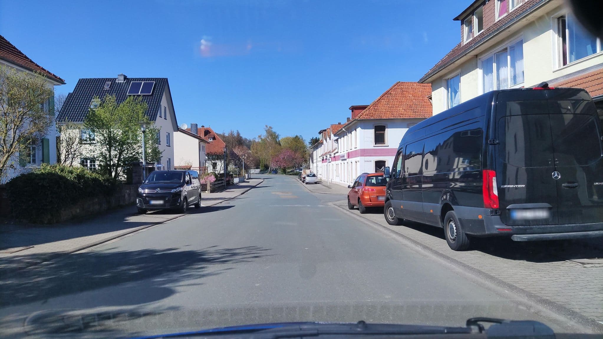 Street view near Hans im Glück, Hofgeismar — © hotteliene (CC BY-SA · Mapillary)