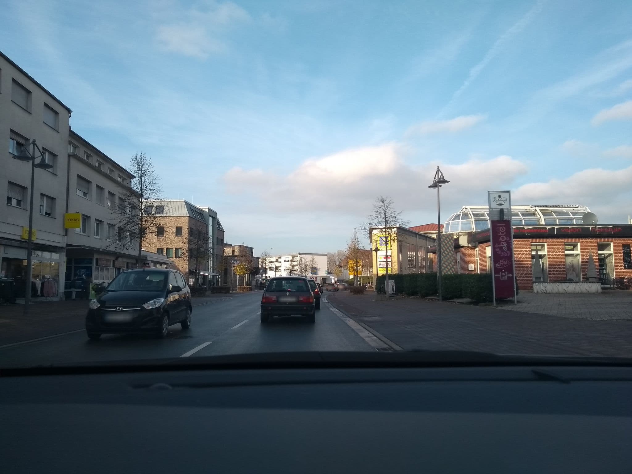 Street view near an-Hotel, Selm — © awaya (CC BY-SA · Mapillary)