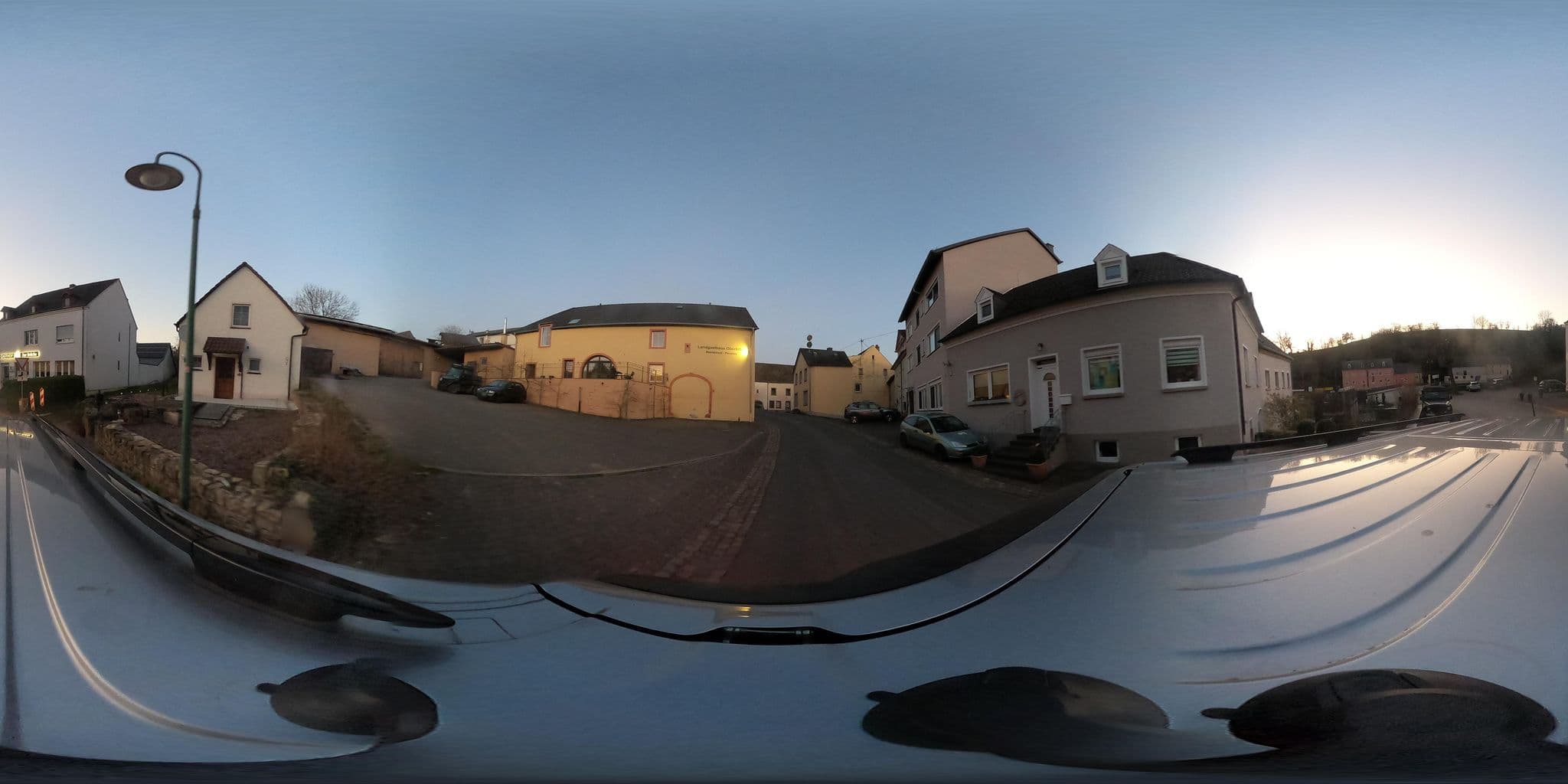 Street view near Zur Brücke, Bettingen — © Mobilitaetswerk (CC BY-SA · Mapillary)