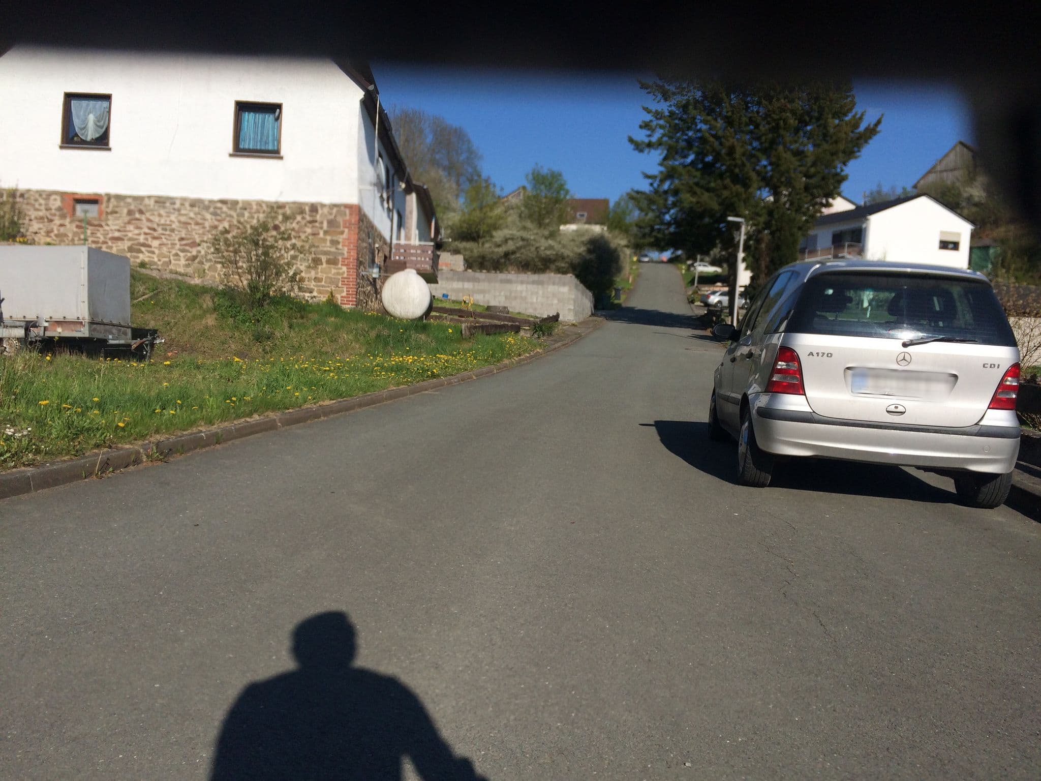 Street view near Gästehaus Hünemeier, Vöhl — © mapillary_service (CC BY-SA · Mapillary)